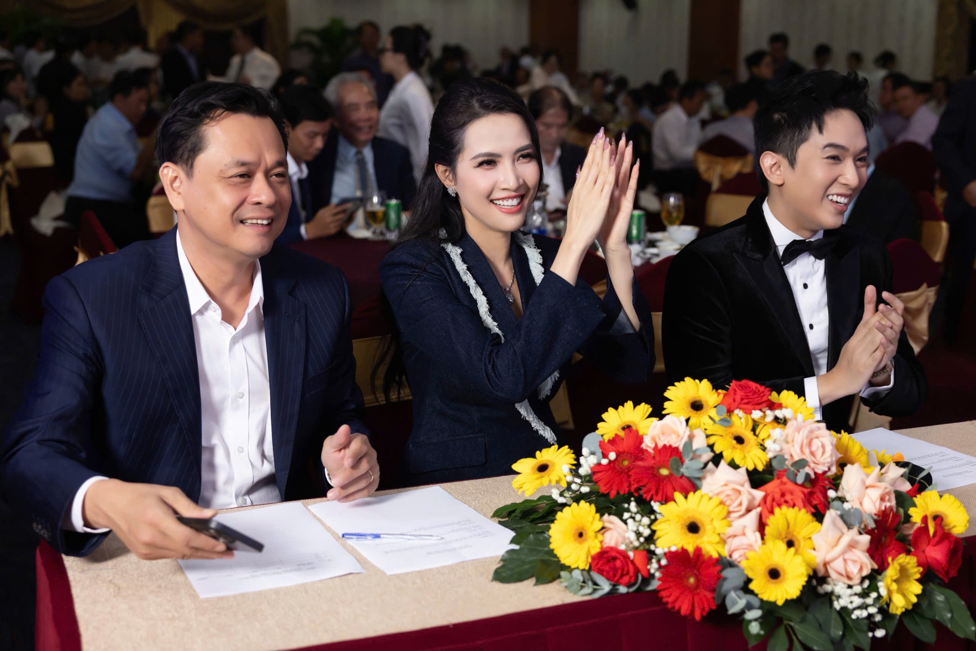 Hoa hậu Phan Thị Mơ đón tin vui - Ảnh 1.
