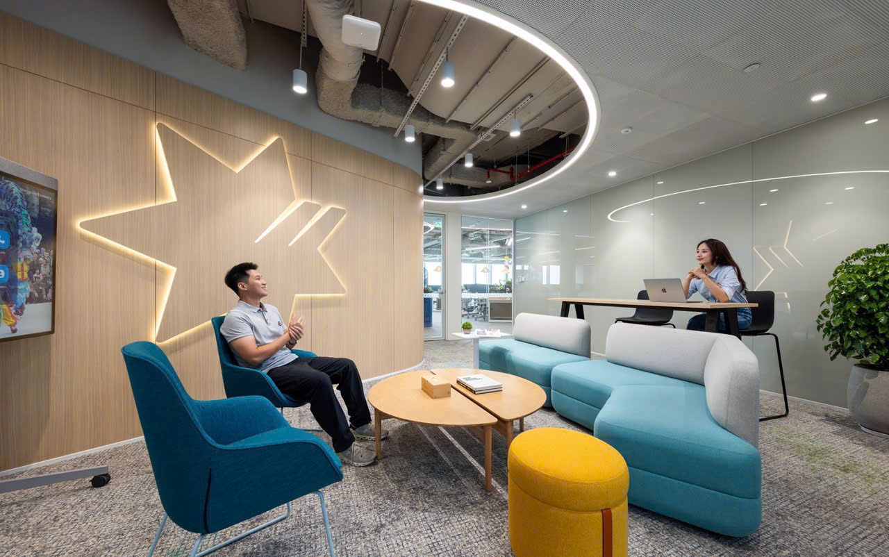 Bà Trần Minh Hạnh - TGĐ NAB Innovation Centre Vietnam: 'Trí tuệ Việt tỏa sáng khi được tin tưởng và trao quyền!'- Ảnh 2. Bà Trần Minh Hạnh - TGĐ NAB Innovation Centre Vietnam: 'Trí tuệ Việt tỏa sáng khi được tin tưởng và trao quyền!'- Ảnh 2.