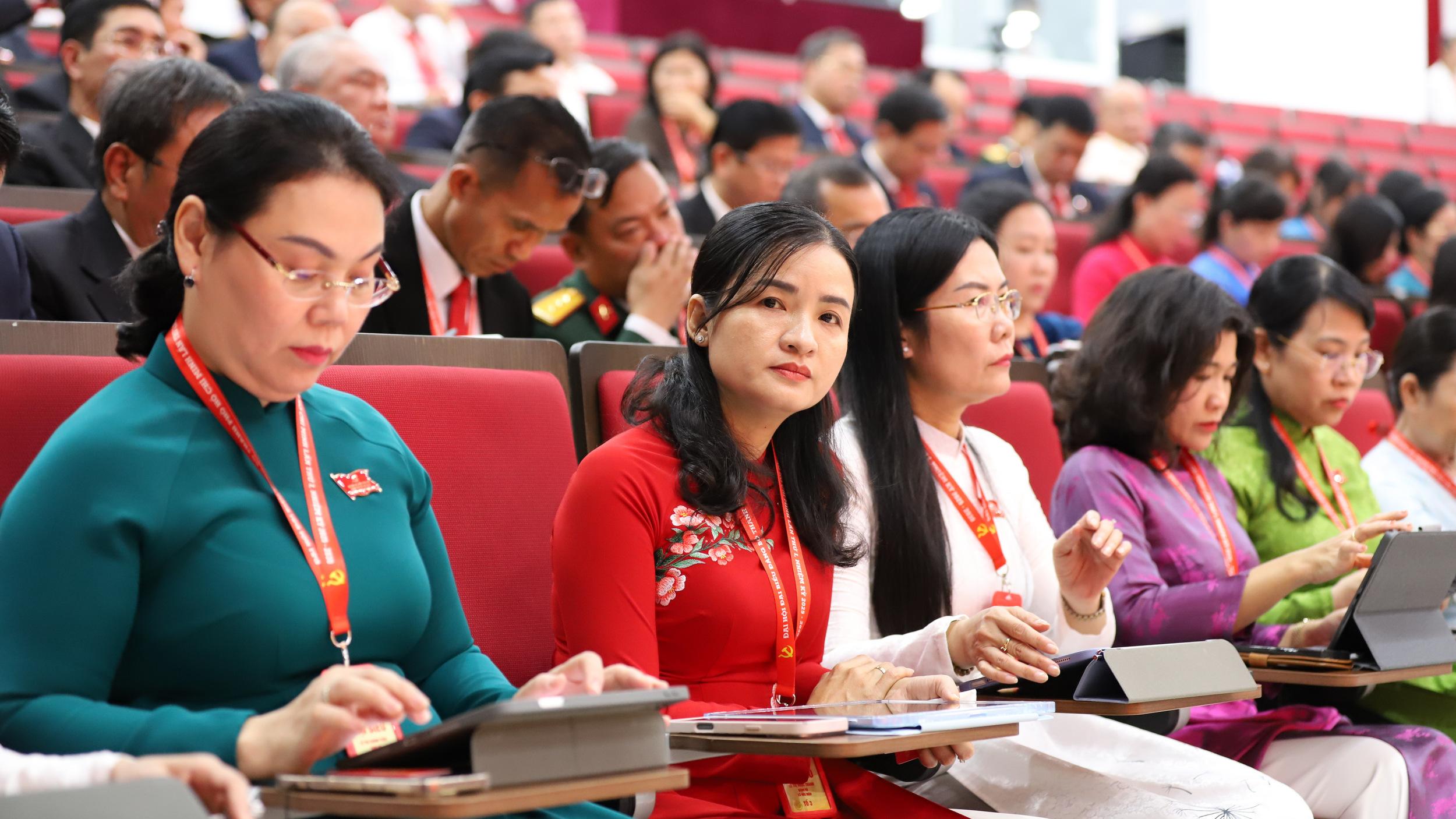 Hình ảnh ngày đầu Đại hội Đảng bộ TP.HCM lần thứ I, nhiệm kỳ 2025 - 2030 - Ảnh 4.