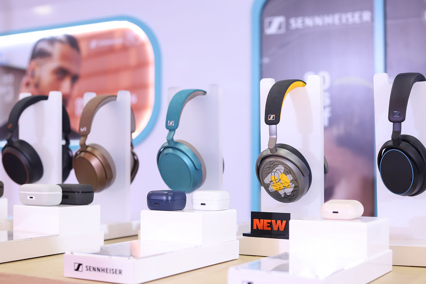 Sennheiser cùng PGI trình làng MOMENTUM 4 phiên bản giới hạn 80 năm- Ảnh 4. Sennheiser cùng PGI trình làng MOMENTUM 4 phiên bản giới hạn 80 năm- Ảnh 4.