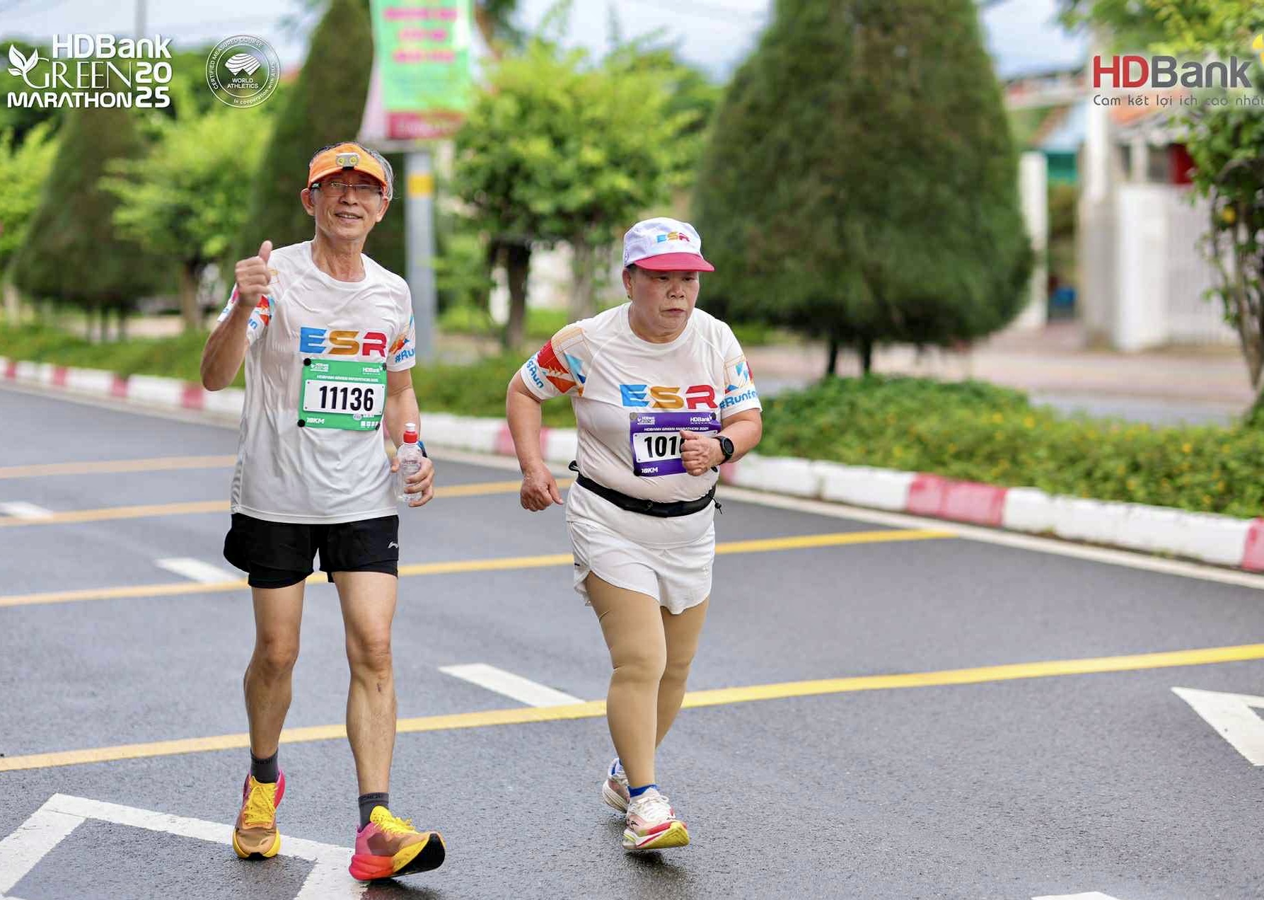 Vợ chồng U70 trở thành runner nhờ... mê xem livestream chạy bộ - Ảnh 3.