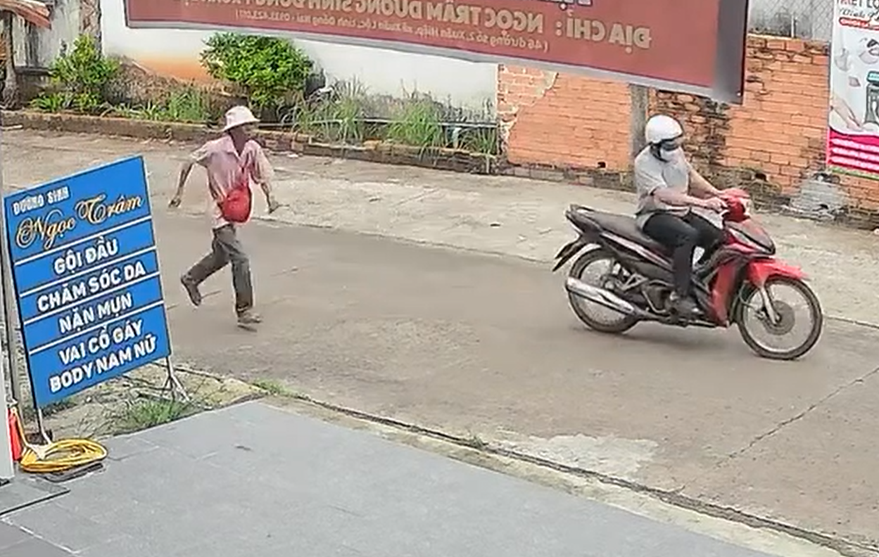 Đồng Nai: Bắt nghi can cướp vé số - Ảnh 1.