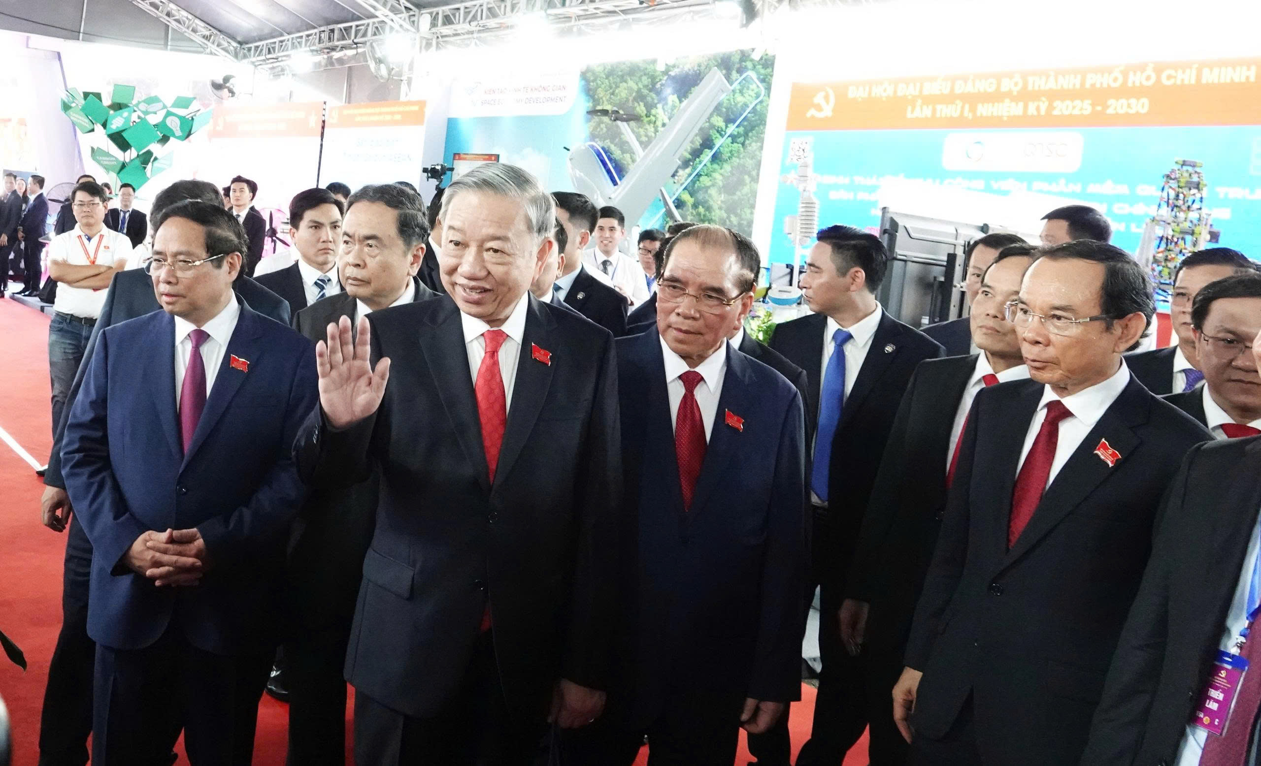 Tổng Bí thư Tô Lâm dự Đại hội đại biểu Đảng bộ TP.HCM lần thứ I- Ảnh 2. Tổng Bí thư Tô Lâm dự Đại hội đại biểu Đảng bộ TP.HCM lần thứ I- Ảnh 2.