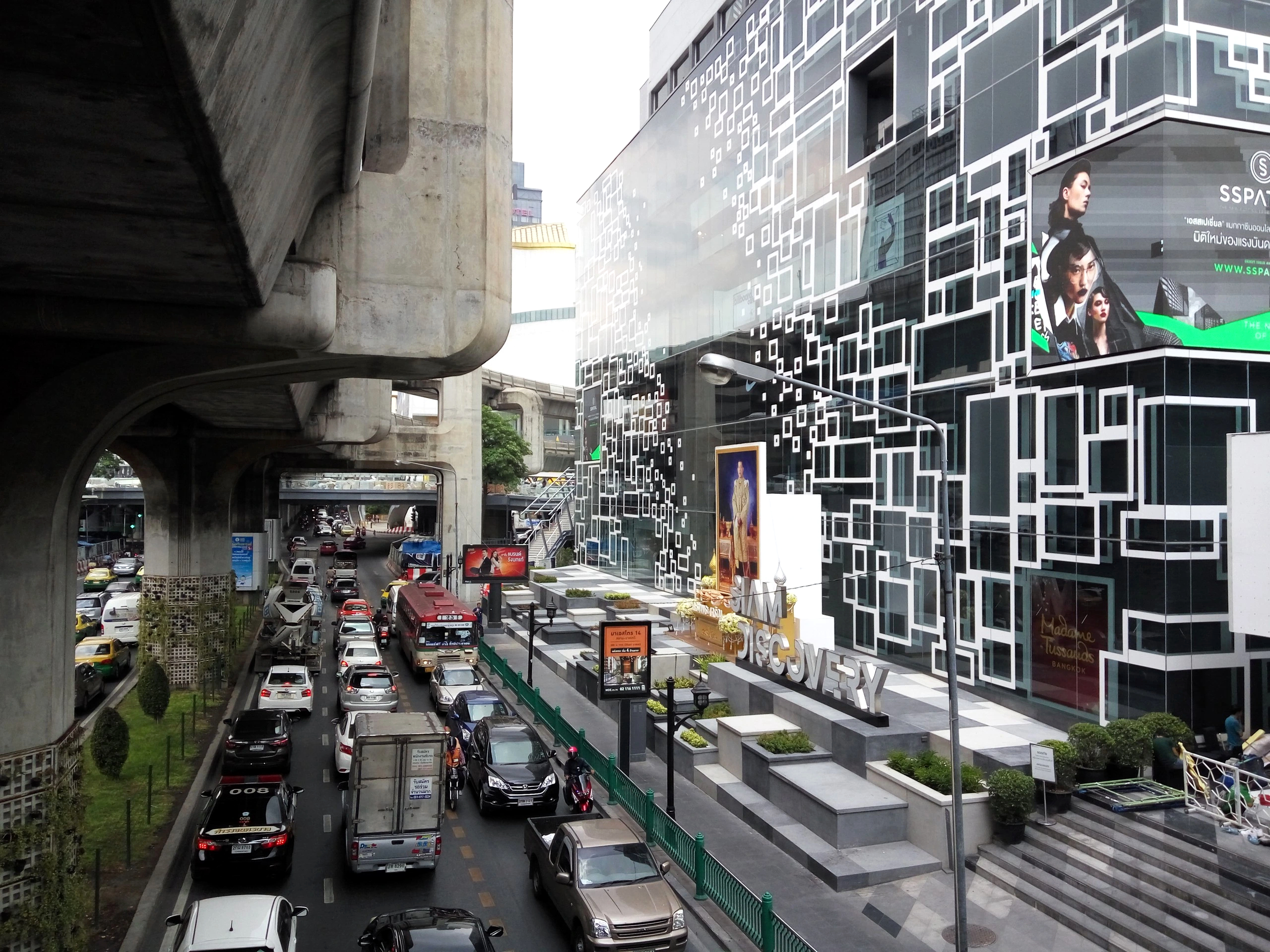 Trung Quốc phát cảnh báo khẩn cấp cho công dân du lịch Thái Lan - Ảnh 1.