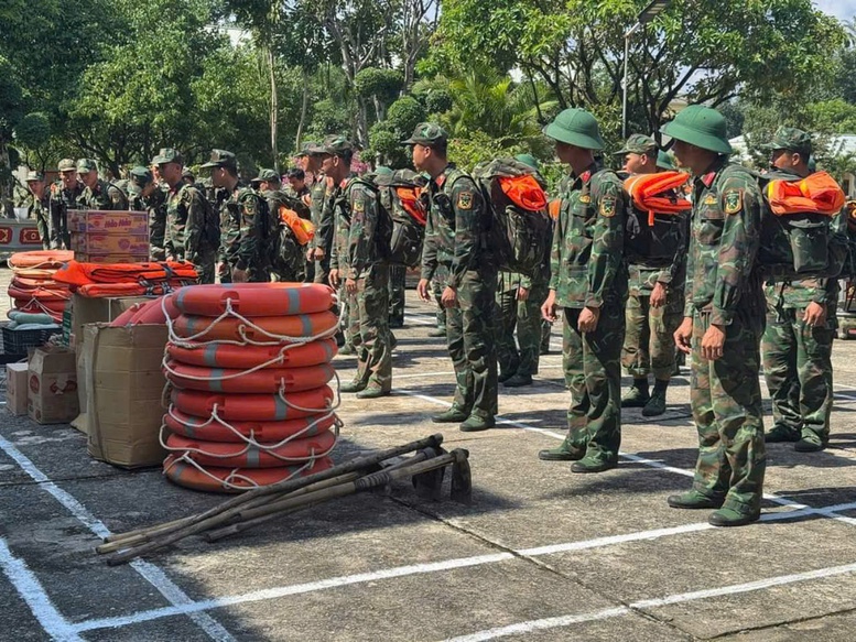 Quân khu 5: Giữ yên bờ cõi từ những điều bình dị nhất - Ảnh 7. Quân khu 5: Giữ yên bờ cõi từ những điều bình dị nhất - Ảnh 7.