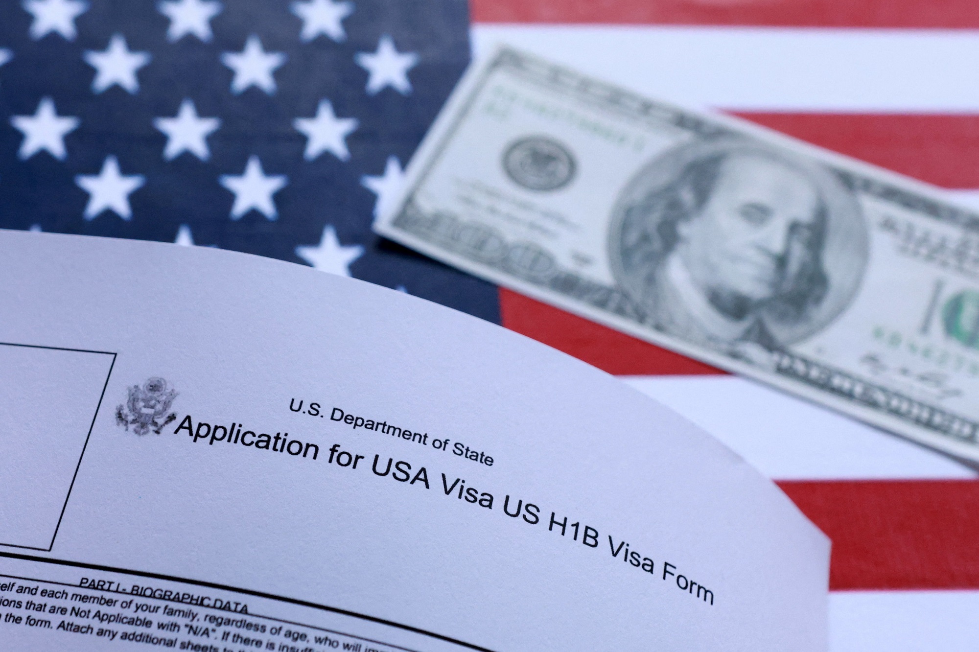 Phòng Thương mại Mỹ kiện chính quyền Trump về phí thị thực H-1B 100.000 USD- Ảnh 1.