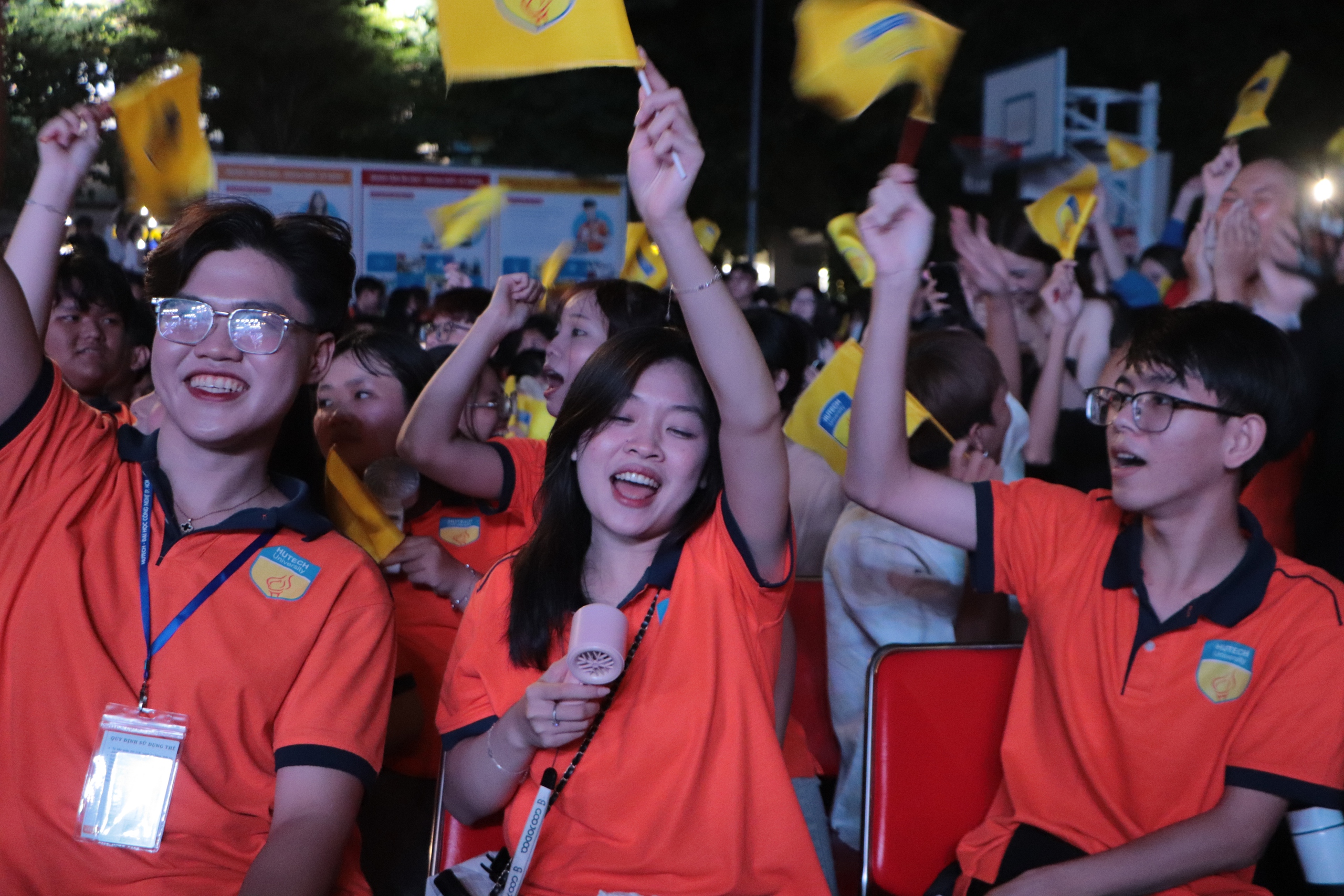 3.000 sinh viên HUTECH ‘cháy hết mình’ trong đêm Gala, phát động HUTECH’s Got Talent 2026- Ảnh 1. 3.000 sinh viên HUTECH ‘cháy hết mình’ trong đêm Gala, phát động HUTECH’s Got Talent 2026- Ảnh 1.