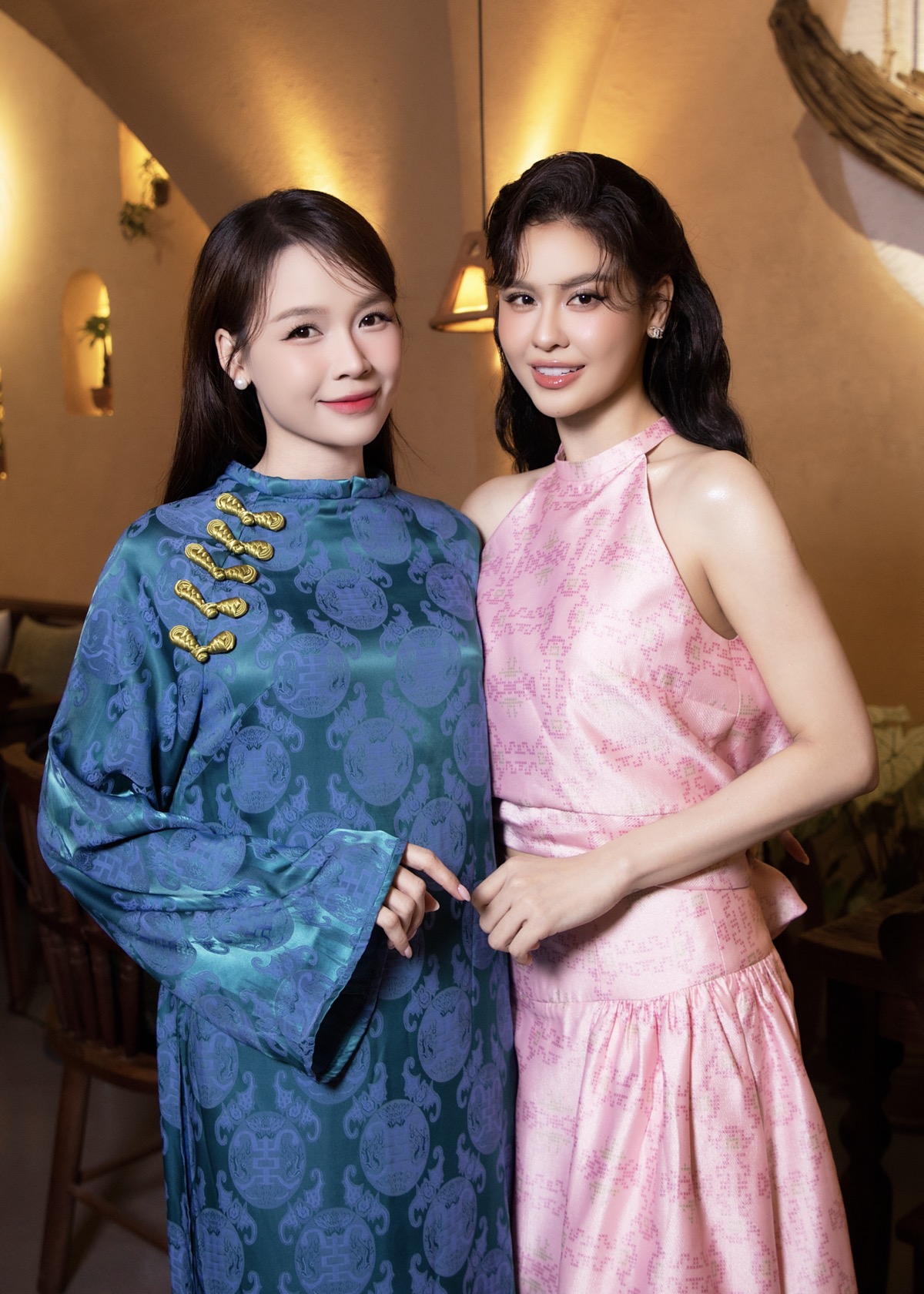 Hari Won, Sam rạng rỡ mừng Trương Quỳnh Anh lên chức - Ảnh 2.