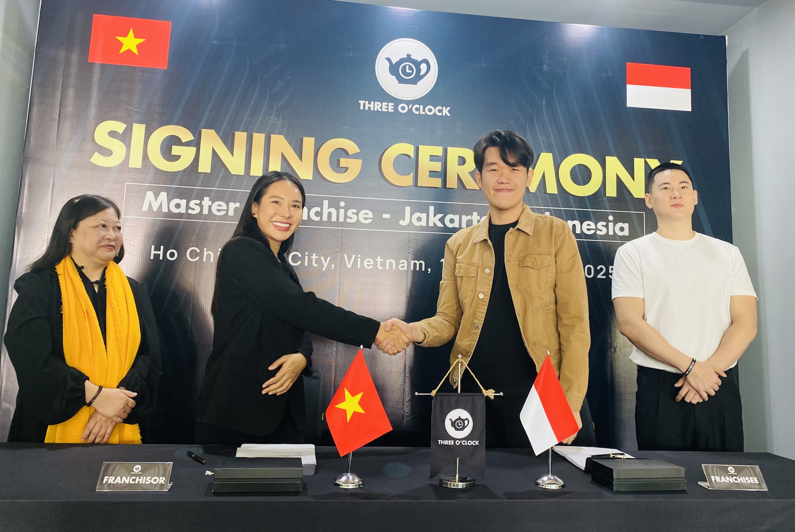 Chuỗi cà phê Three O'Clock ký hợp đồng nhượng quyền sang Indonesia - Ảnh 1.