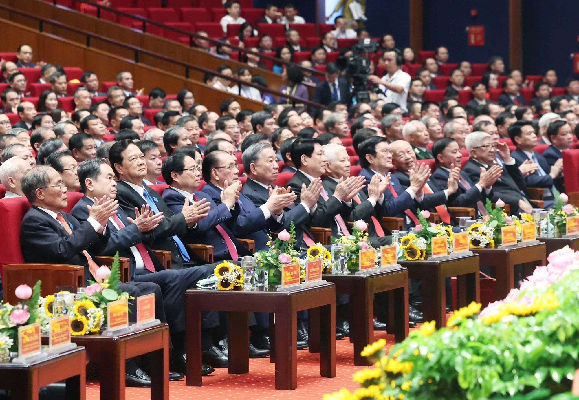 Mở ra tầm nhìn phát…