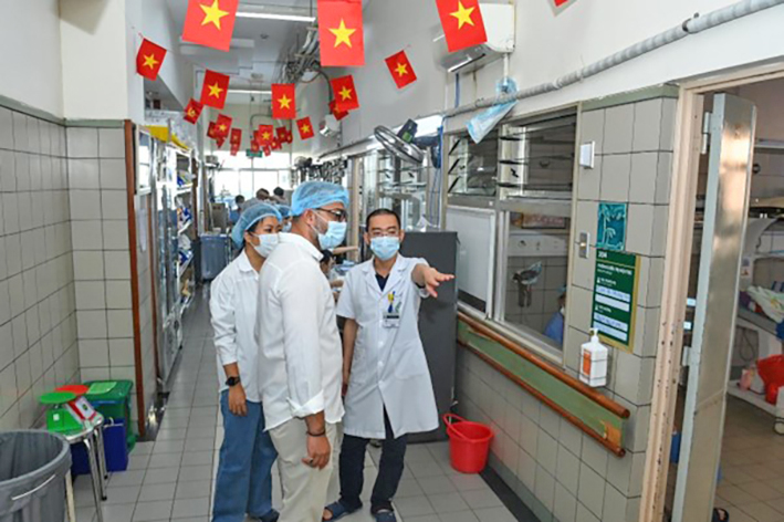 Từ nỗi trăn trở của CEO Pharmacity đến hành trình ‘Doctor Tour - Ngày hội sức khoẻ’ - Ảnh 5. Từ nỗi trăn trở của CEO Pharmacity đến hành trình ‘Doctor Tour - Ngày hội sức khoẻ’ - Ảnh 5.