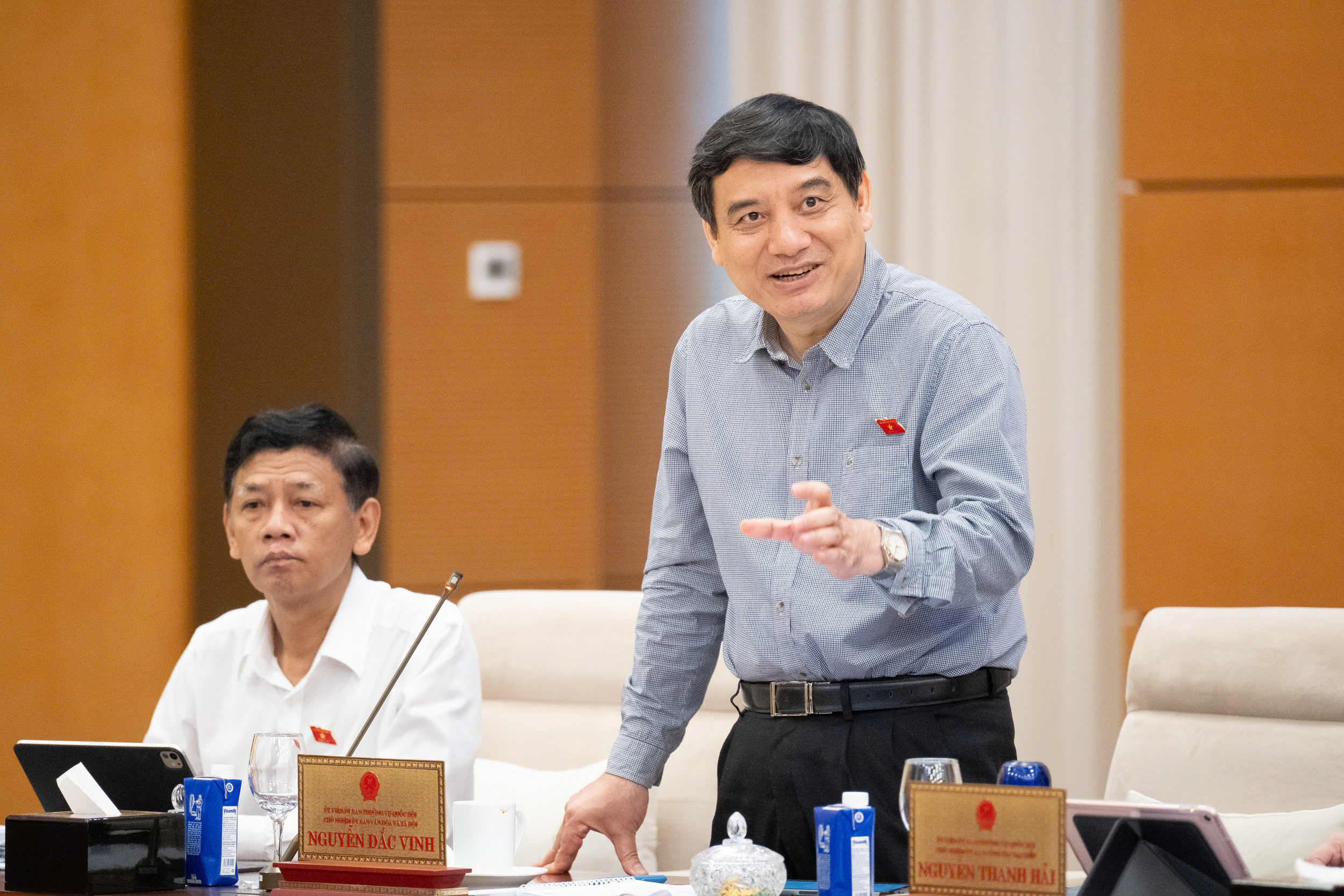 Bộ trưởng Bộ Y tế làm rõ về 'miễn viện phí ở mức cơ bản'- Ảnh 2. Bộ trưởng Bộ Y tế làm rõ về 'miễn viện phí ở mức cơ bản'- Ảnh 2.