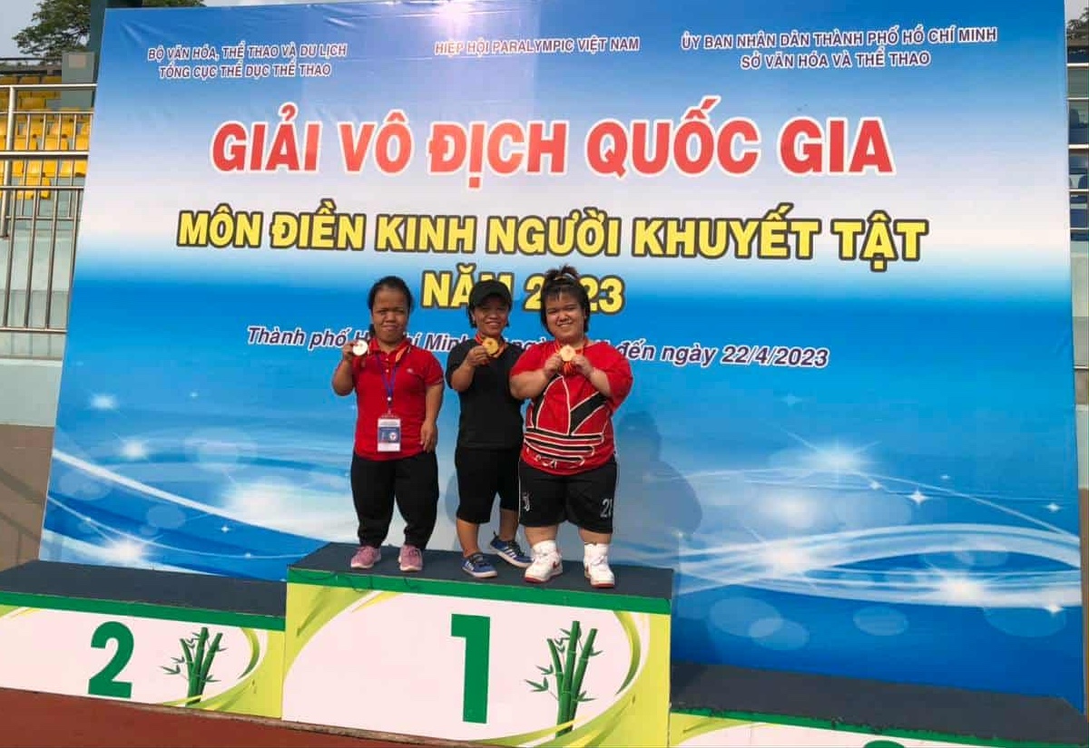 - Ảnh 4. - Ảnh 4.