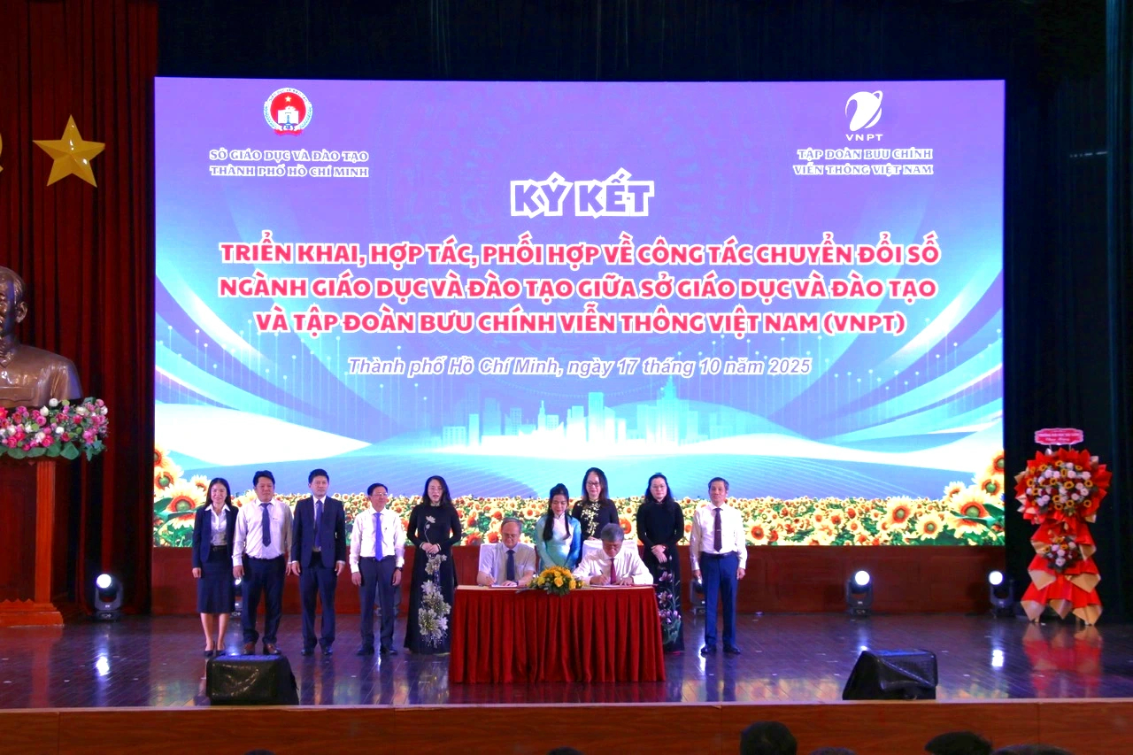 VNPT TP.Hồ Chí Minh và sở GD&ĐT bắt tay thúc đẩy chuyển đổi số giáo dục - Ảnh 1.