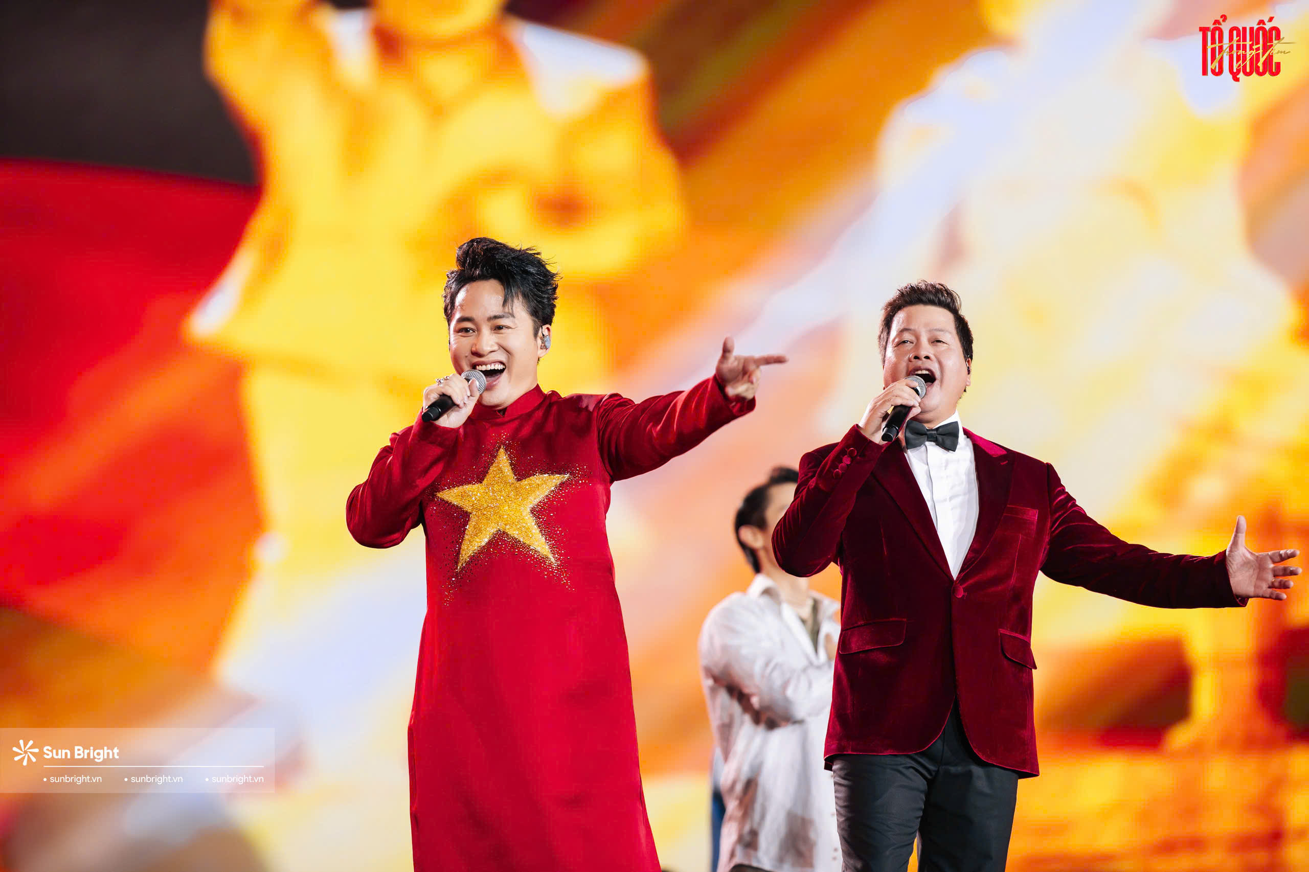 Concert quốc gia 'Tổ quốc trong tim' trở lại với phiên bản chiếu rạp - Ảnh 2. Concert quốc gia 'Tổ quốc trong tim' trở lại với phiên bản chiếu rạp - Ảnh 2.