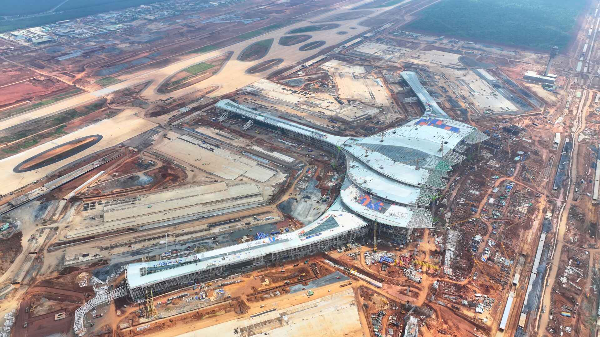 Vẫn băn khoăn chuyển bay quốc tế qua Long Thành- Ảnh 2. Vẫn băn khoăn chuyển bay quốc tế qua Long Thành- Ảnh 2.