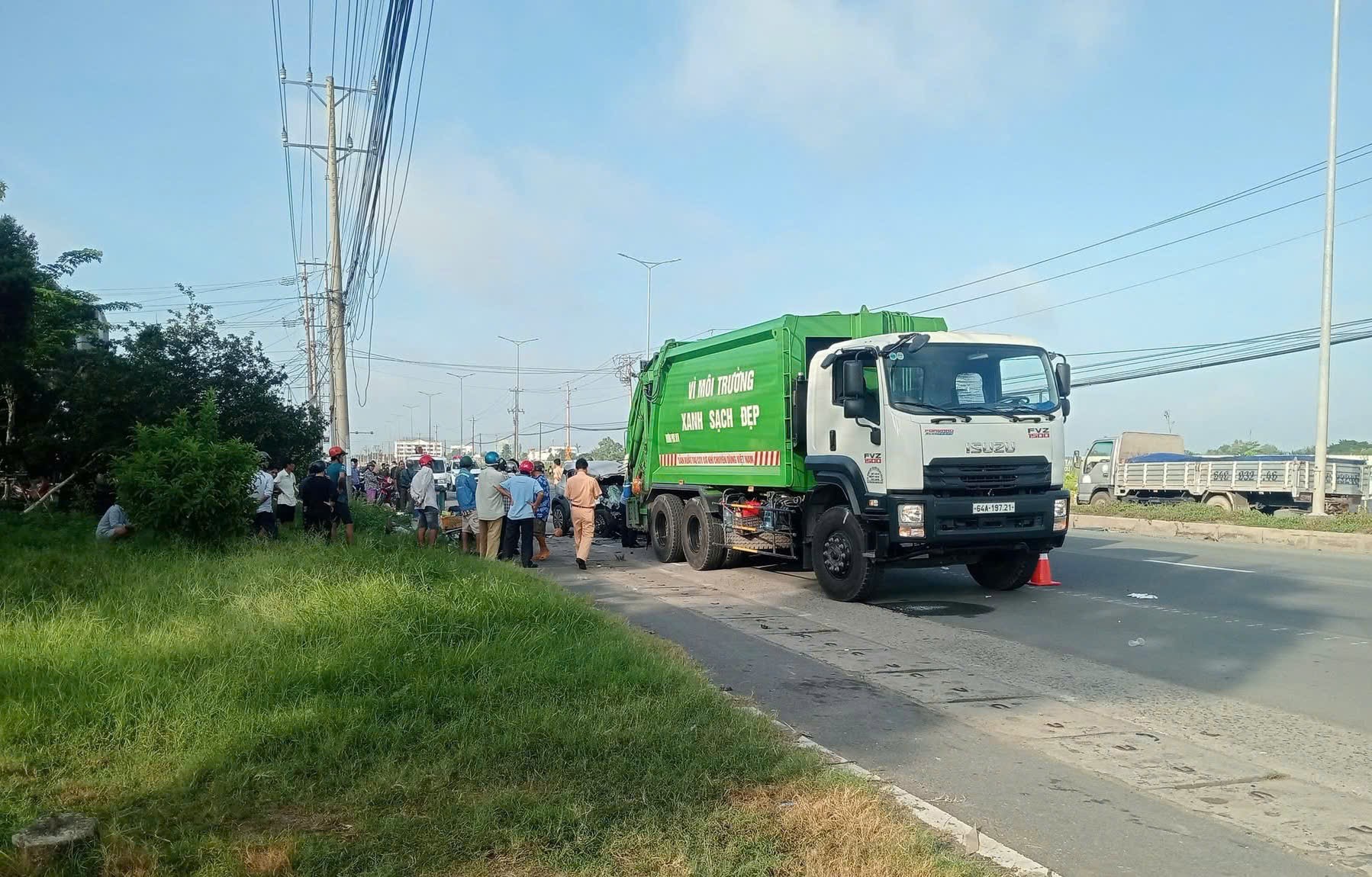 Khởi tố Tiktoker nhậu rồi lái xe gây tai nạn khiến 2 người tử vong- Ảnh 1. Khởi tố Tiktoker nhậu rồi lái xe gây tai nạn khiến 2 người tử vong- Ảnh 1.