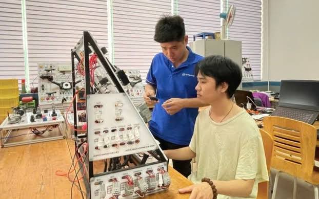 Kỹ sư trẻ tài năng được hưởng phụ cấp t…
