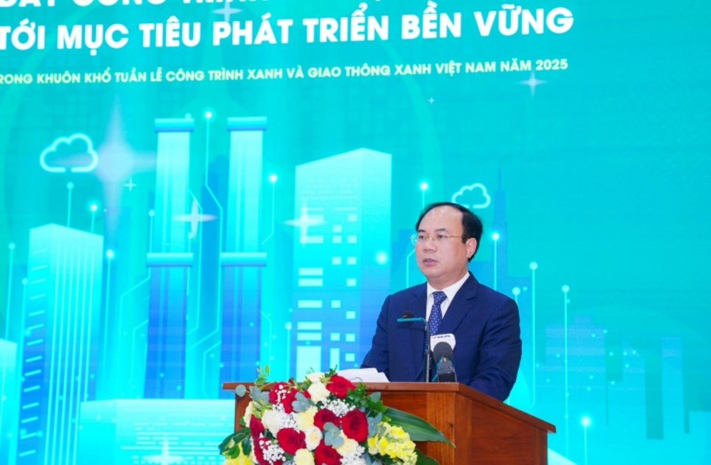 Vietjet đồng hành cùng hành trình giao thông xanh quốc gia - Ảnh 1.