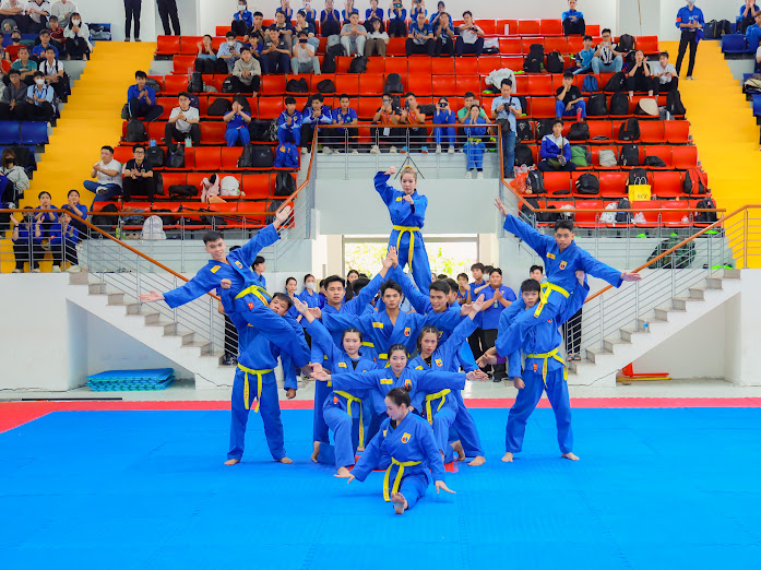 500 athlètes et entraîneurs participent au championnat national de vovinam étudiant - Photo 2. 500 VĐV, HLV tranh tài giải vô địch vovinam sinh viên toàn quốc- Ảnh 2.