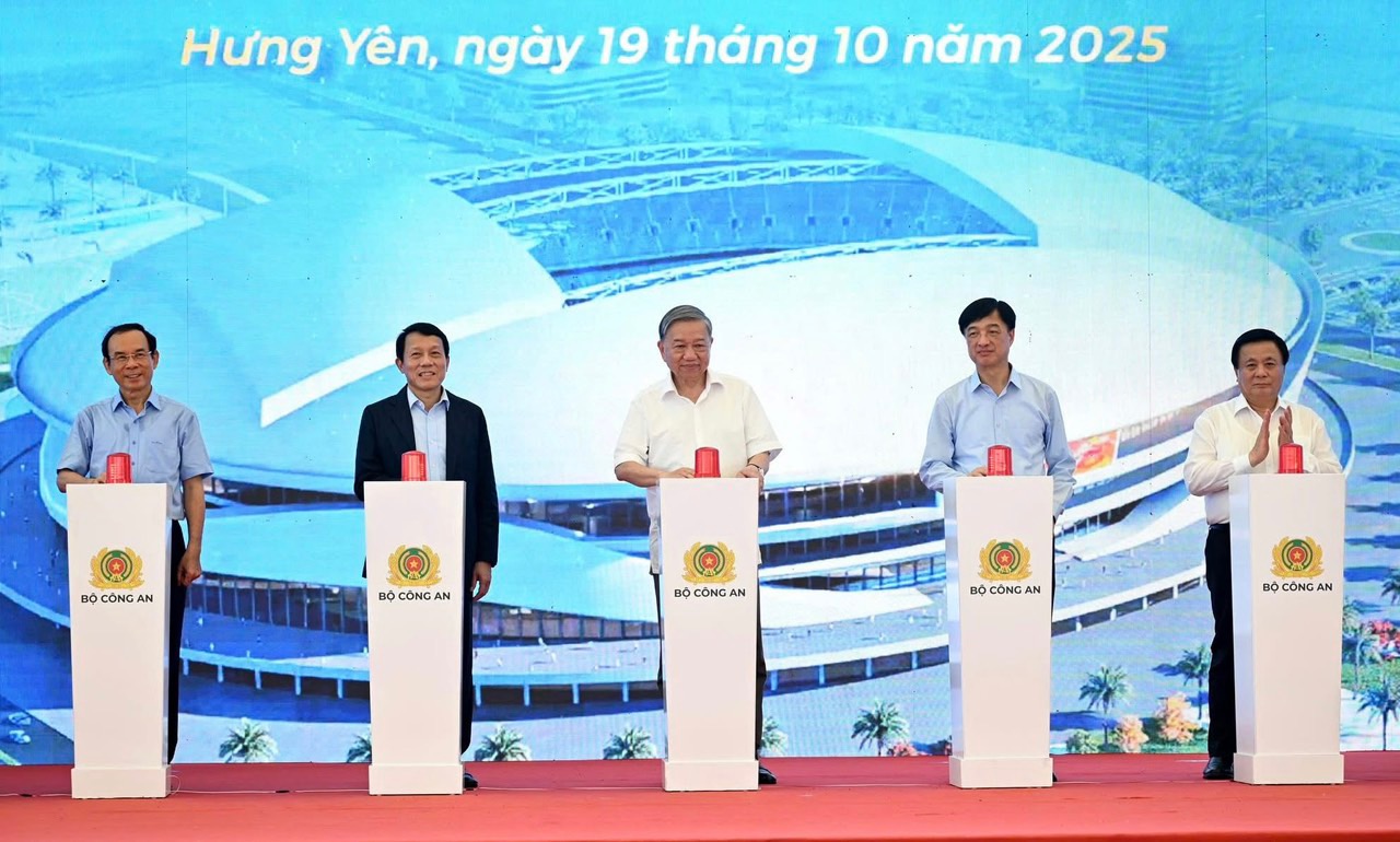 Để Việt Nam đủ sức đăng cai Olympic, World Cup- Ảnh 2.