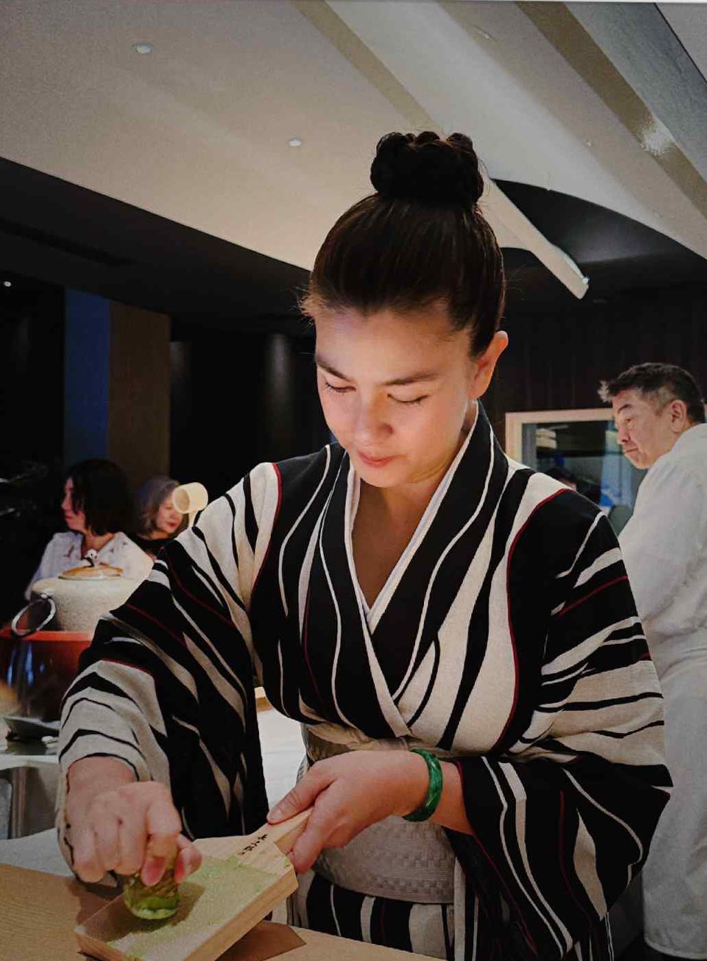 Kim Thư bật khóc nhắc về biến cố, tiết lộ mối quan hệ với Phước Sang- Ảnh 2.