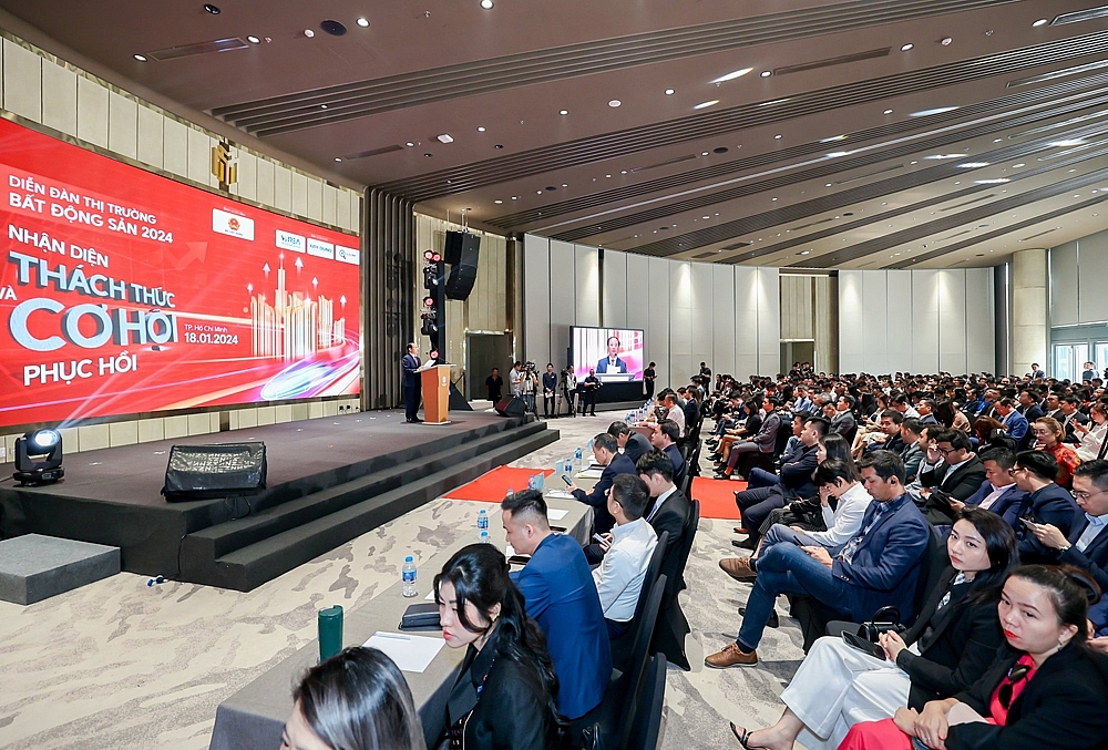 Có nên mở trung tâm giao dịch nhà đất online?- Ảnh 2.
