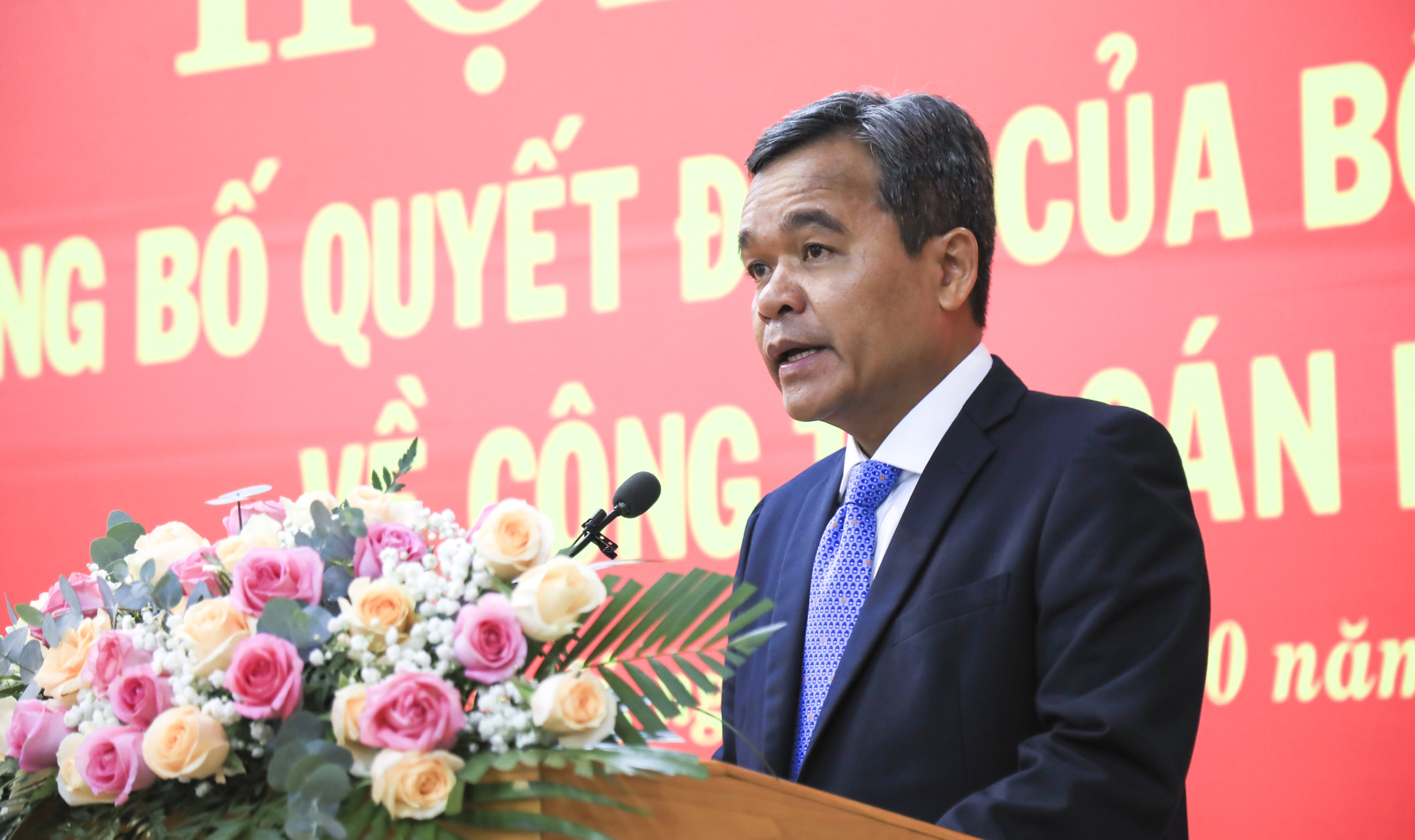 Ông Hồ Văn Niên giữ chức Bí thư Tỉnh ủy Quảng Ngãi- Ảnh 3.
