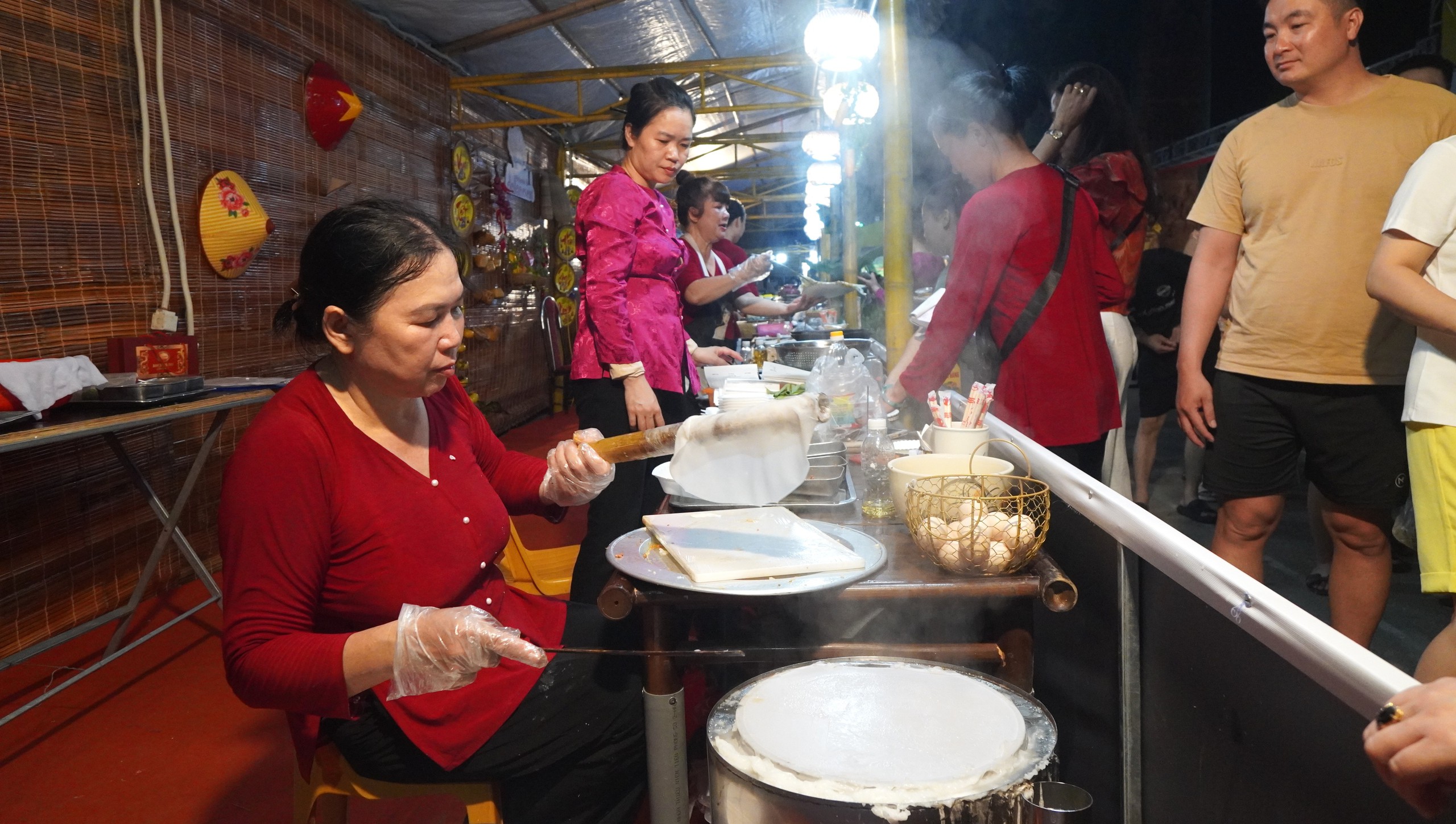 Ẩm thực xứ Thanh: Chơi gì , ăn đâu và khám phá đặc sản nổi bật - Ảnh 6. Ẩm thực xứ Thanh: Chơi gì , ăn đâu và khám phá đặc sản nổi bật - Ảnh 6.