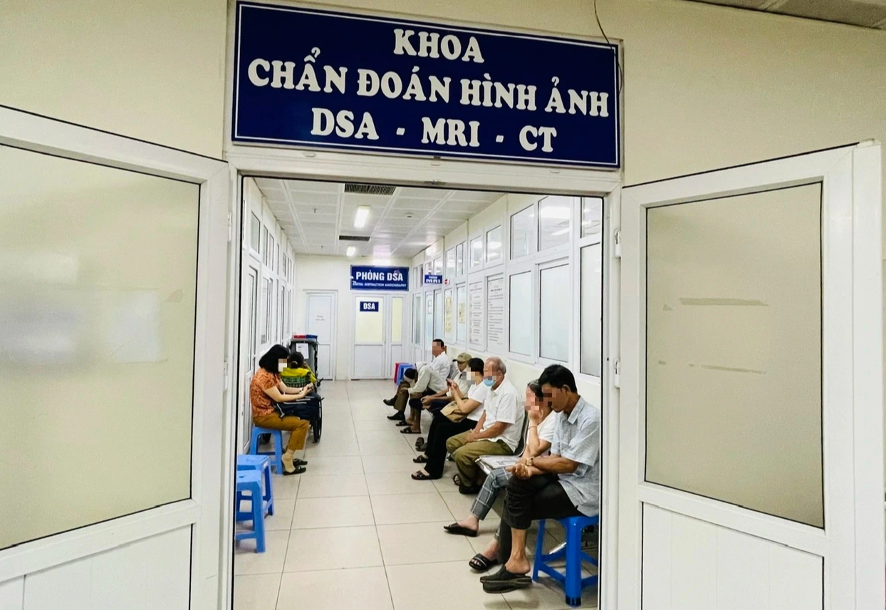 Bệnh viện Chợ Rẫy phẫu thuật bằng robot trong điều trị ung thư vú- Ảnh 1.