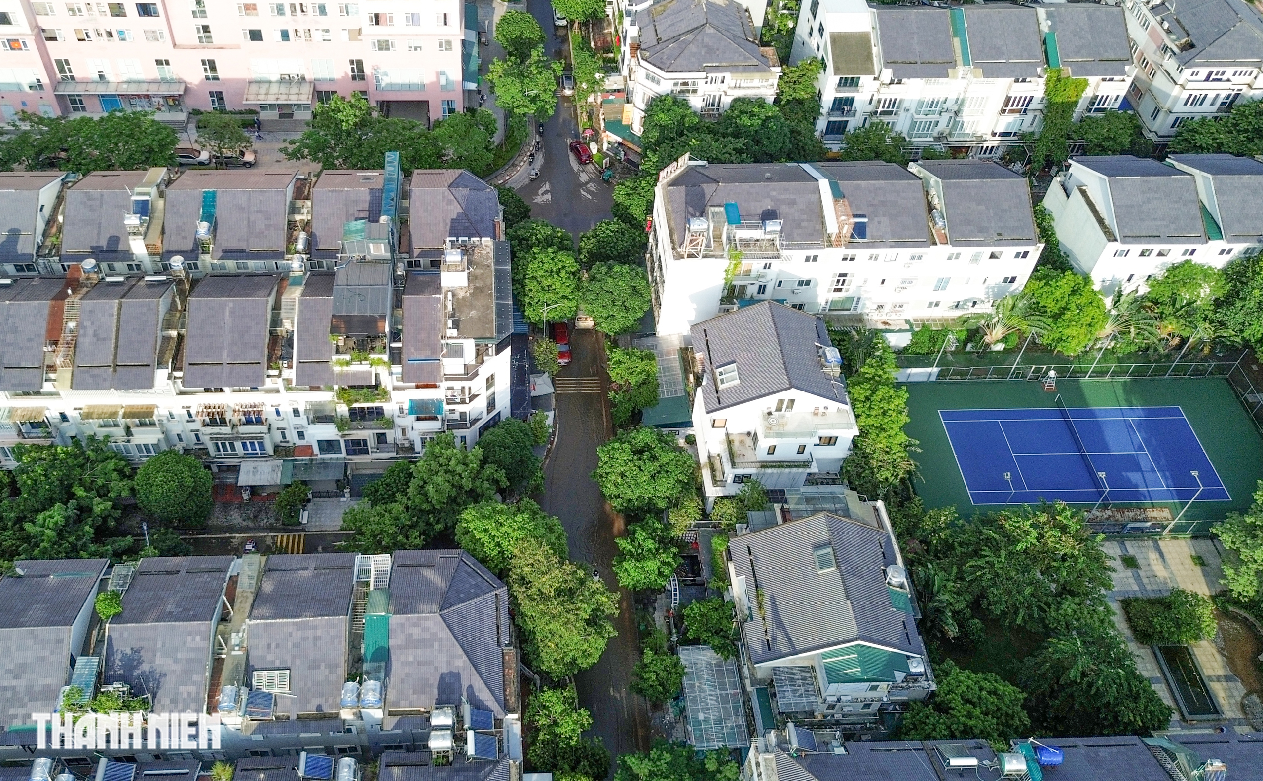 Th&ecirc;m 'khu biệt thự triệu đ&ocirc;' ở H&agrave; Nội vẫn m&ecirc;nh m&ocirc;ng nước sau 3 ng&agrave;y- Ảnh 8.