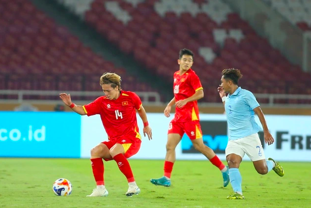 U.23 Việt Nam tái hiện kỳ tích ‘Thường Châu tuyết trắng’, tại sao không?
- Ảnh 3. U.23 Việt Nam tái hiện kỳ tích ‘Thường Châu tuyết trắng’, tại sao không?
- Ảnh 3.