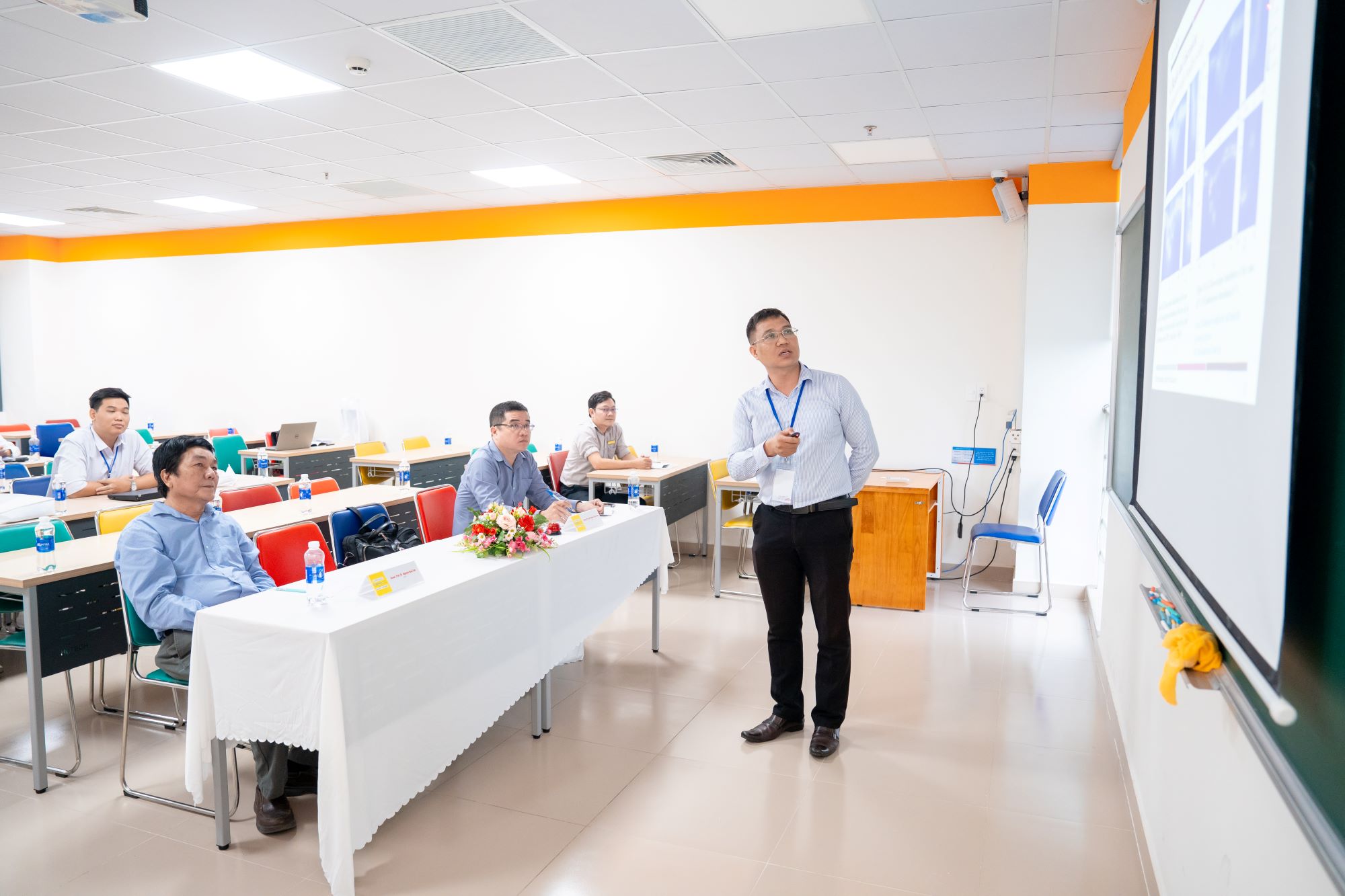 Hội nghị cơ học quốc tế tại HUTECH: gần 200 học giả thảo luận Xu hướng Công nghiệp 4.0- Ảnh 2. Hội nghị cơ học quốc tế tại HUTECH: gần 200 học giả thảo luận Xu hướng Công nghiệp 4.0- Ảnh 2.