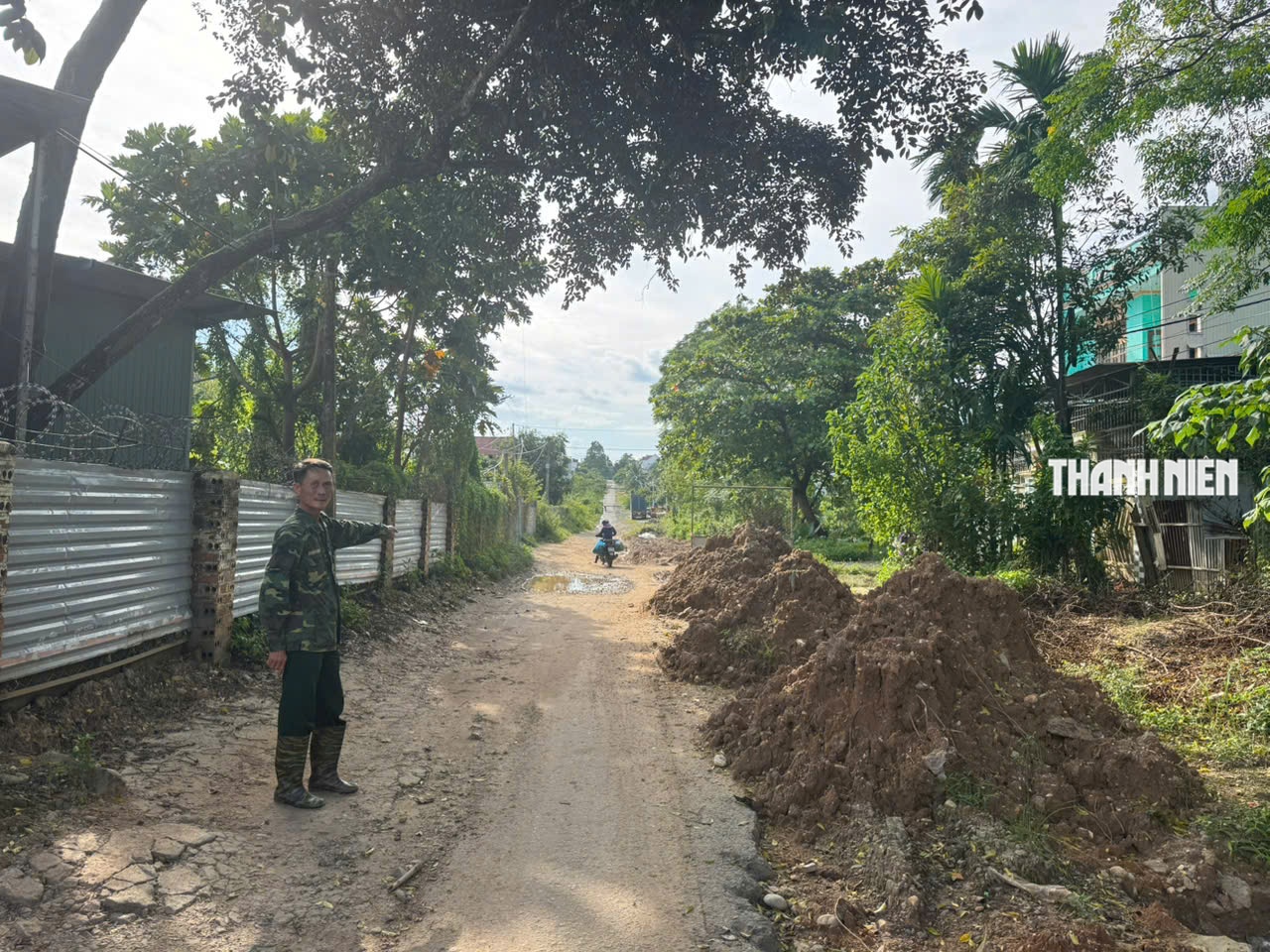 Đường 457 tỉ đồng ở Quảng Ngãi 'tệ hơn đường làng' - Ảnh 2.