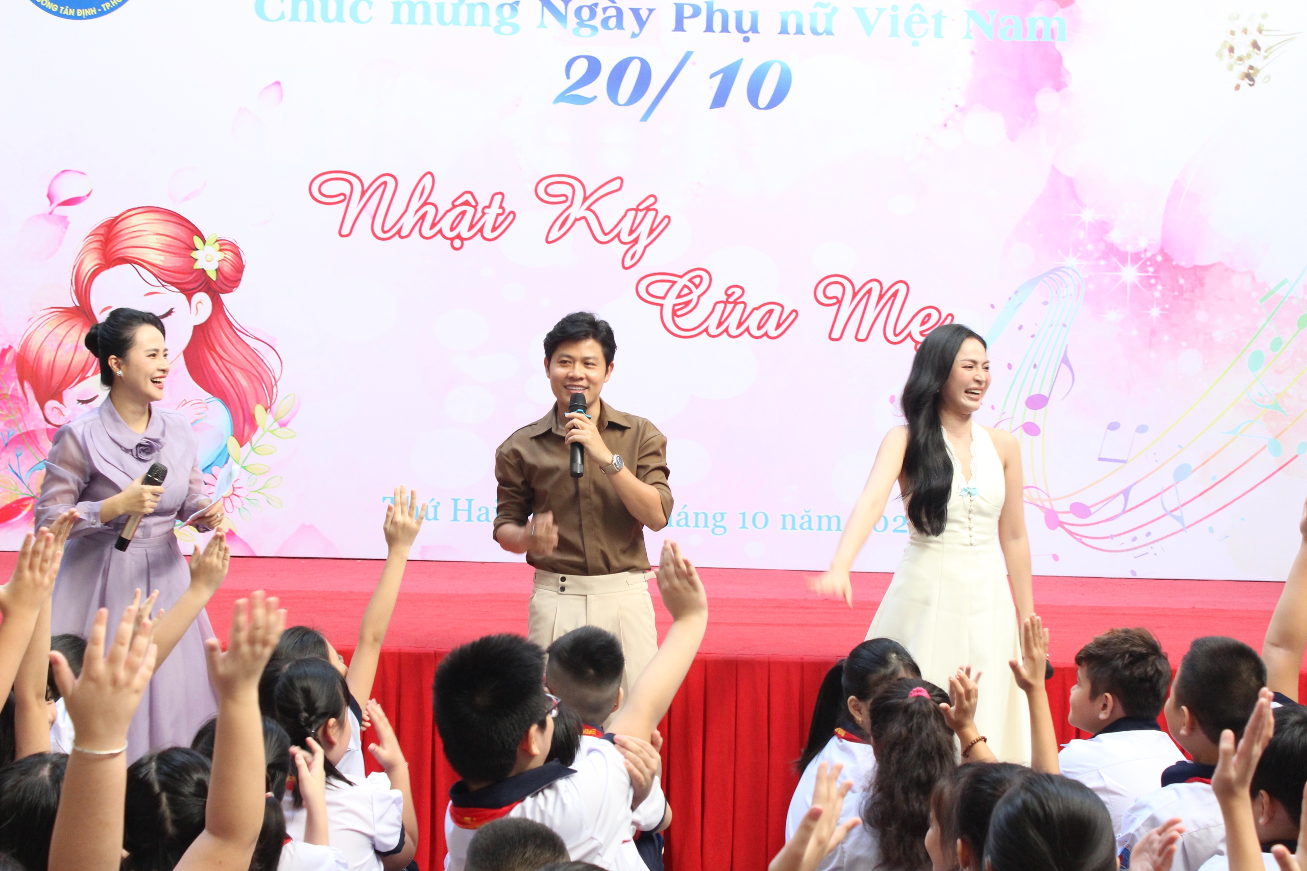 Nhạc sĩ Nguyễn Văn Chung, ca sĩ Duyên Q…