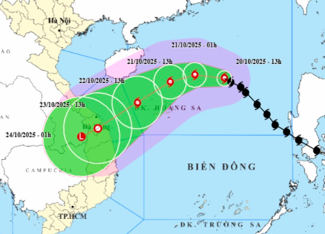 Dự báo bão Fengshen đổ bộ Đà Nẵng đến Quảng Ngãi, mưa lớn trên 900 mm - Ảnh 2. Dự báo bão Fengshen đổ bộ Đà Nẵng đến Quảng Ngãi, mưa lớn trên 900 mm - Ảnh 2.