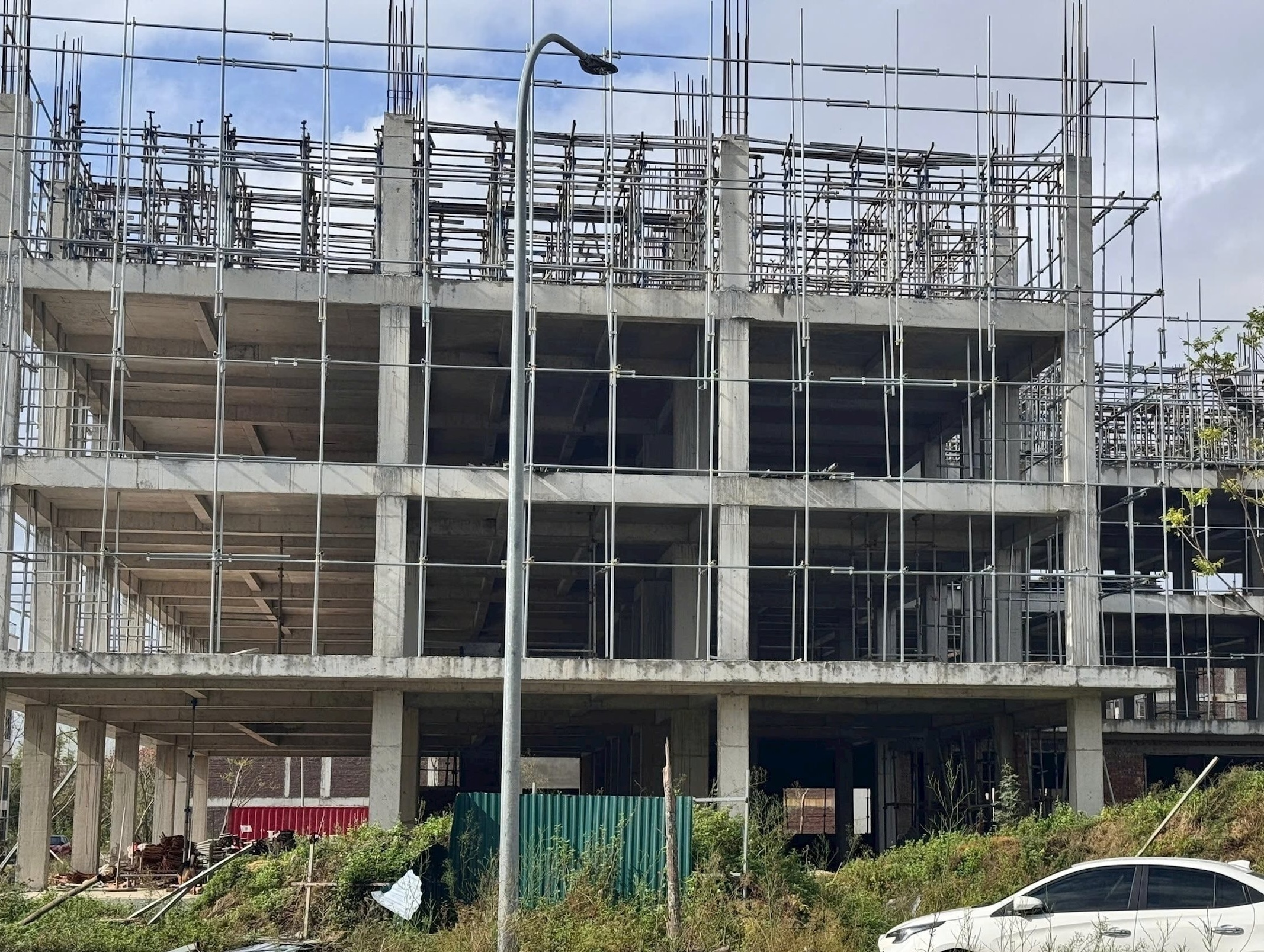 Giá nhà 'leo thang', gia đình trẻ vỡ mộng an cư- Ảnh 3. Giá nhà 'leo thang', gia đình trẻ vỡ mộng an cư- Ảnh 3.