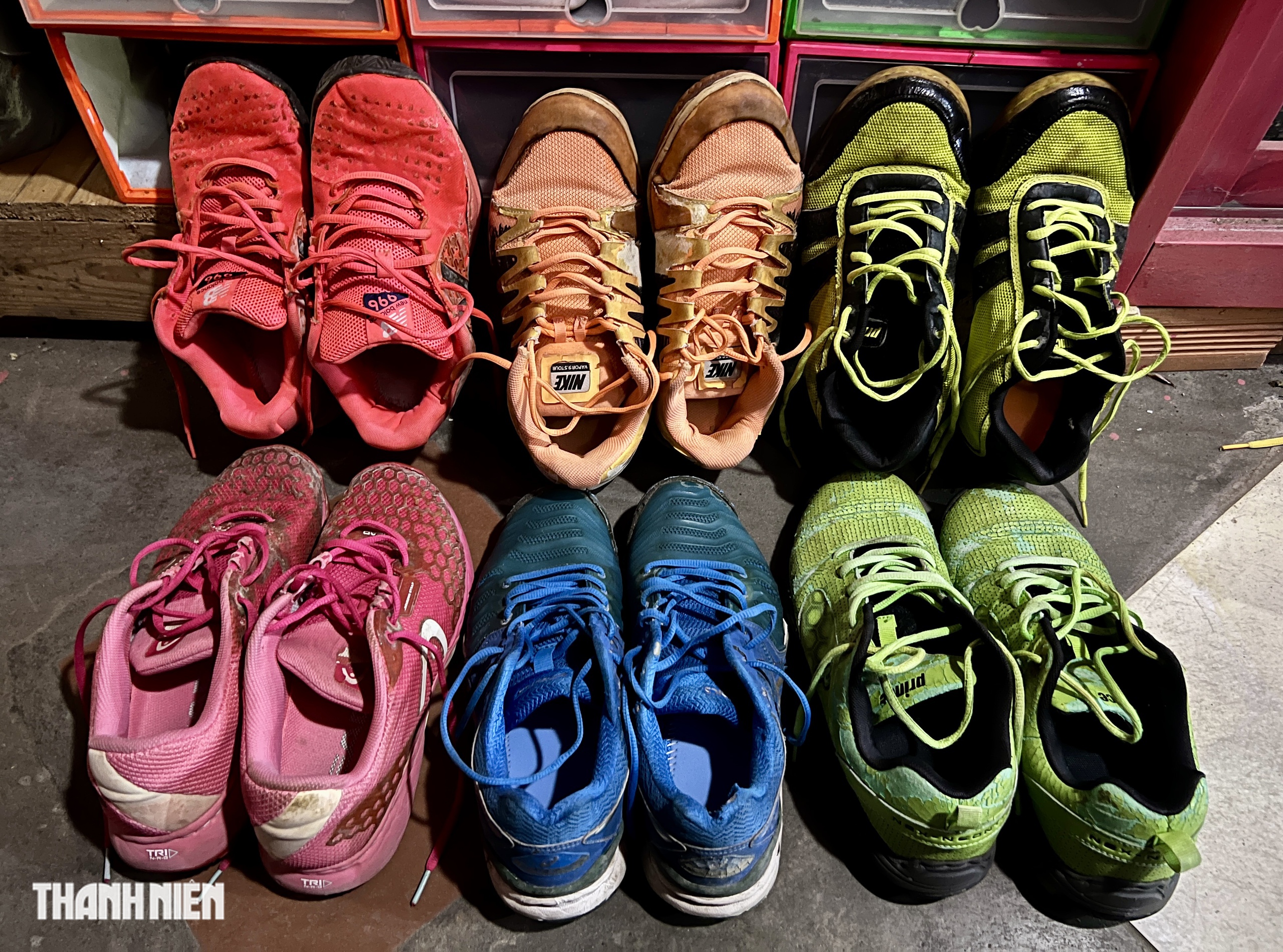 Chủ căn nh&agrave; m&agrave;u hồng ở TP.HCM: Mặc đồ 't&ocirc;ng xuyệt t&ocirc;ng' chơi tennis mỗi ng&agrave;y - Ảnh 4.