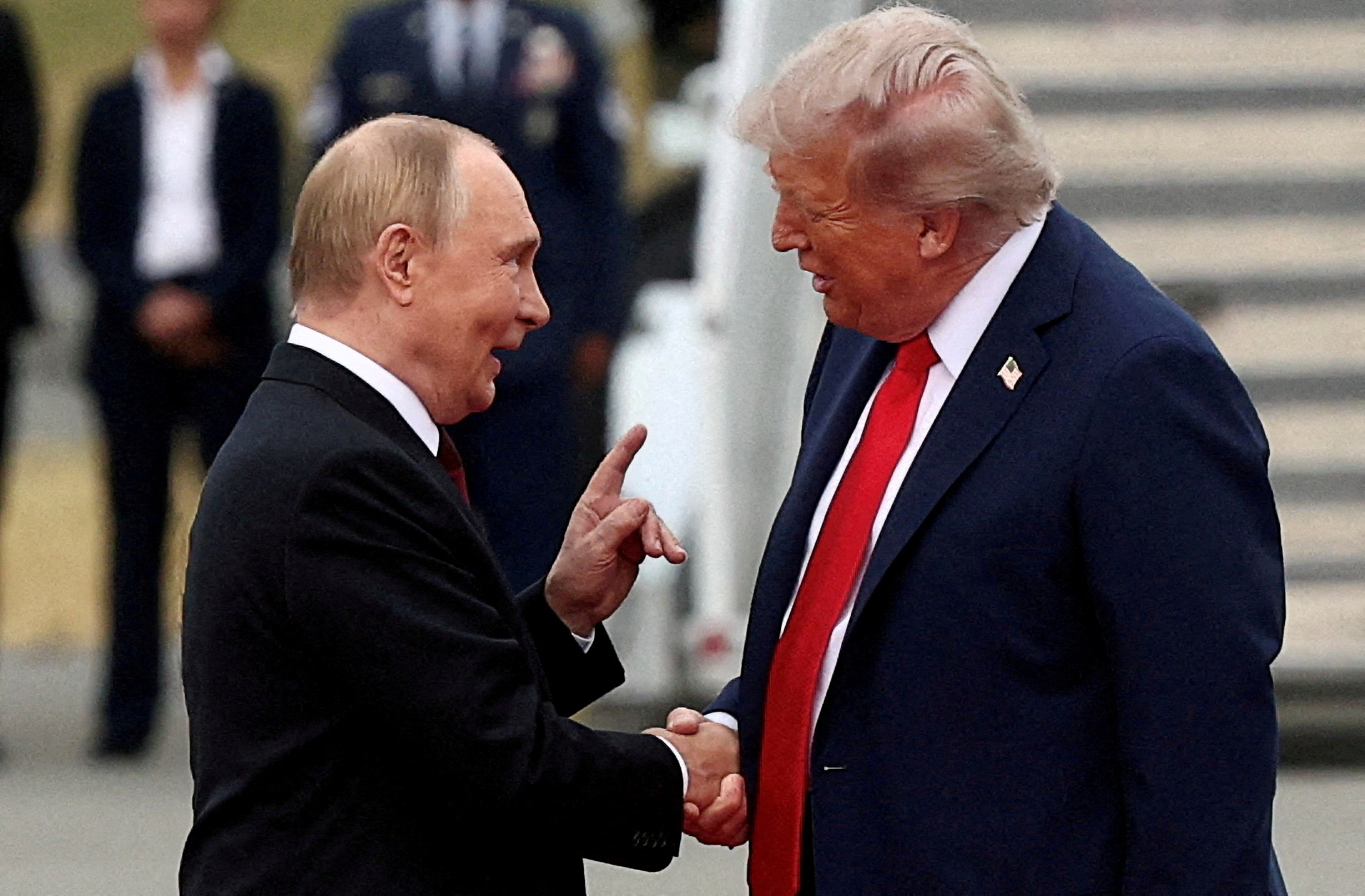 Thượng đỉnh Trump-Putin bị ho&atilde;n sau khi Nga b&aacute;c bỏ lời k&ecirc;u gọi ngừng bắn - Ảnh 1.