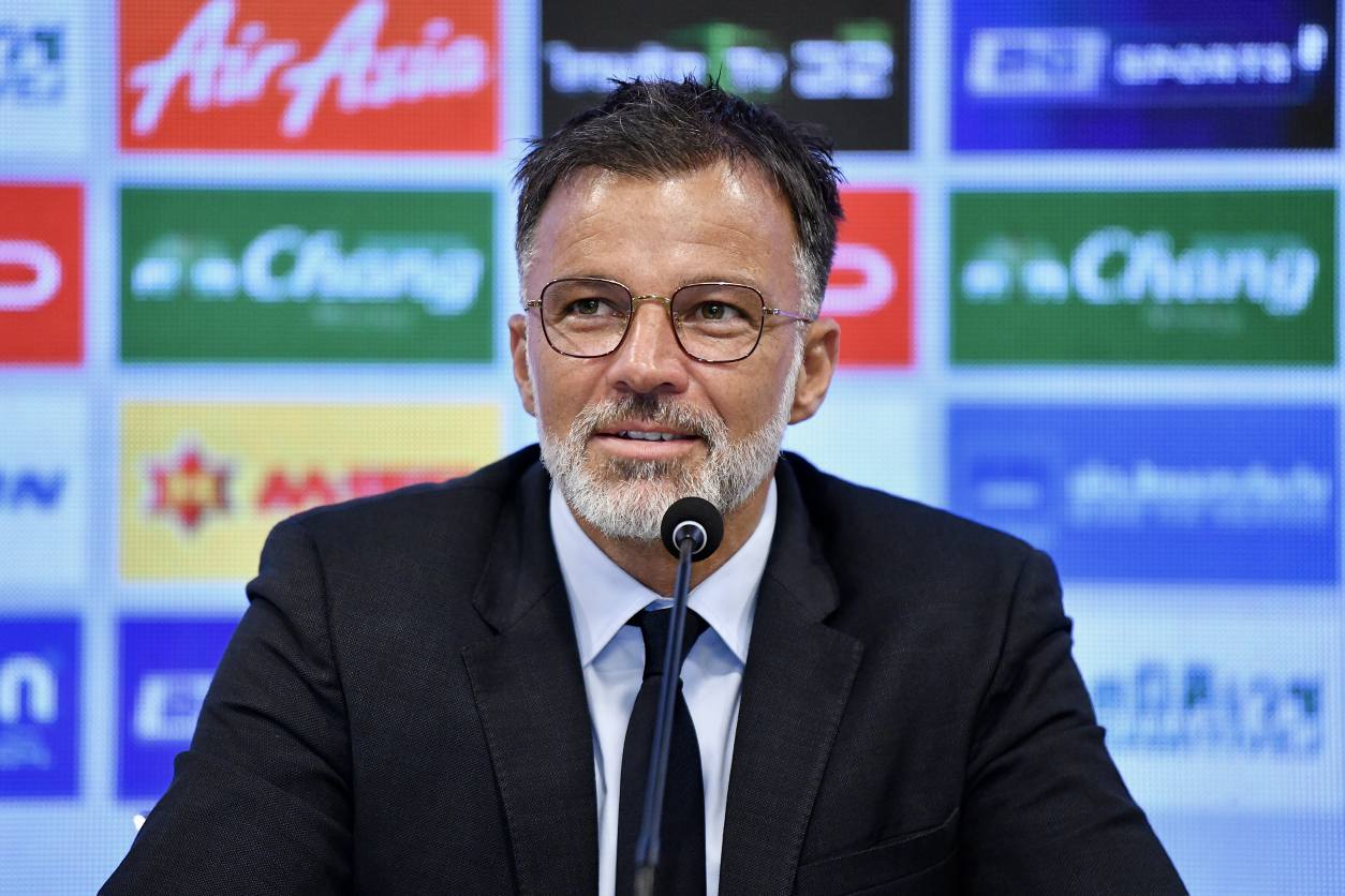 To&agrave;n cảnh vụ sa thải khiến b&oacute;ng đ&aacute; Th&aacute;i Lan dậy s&oacute;ng: HLV Masatada Ishii ra đi trong tức tưởi? - Ảnh 2.