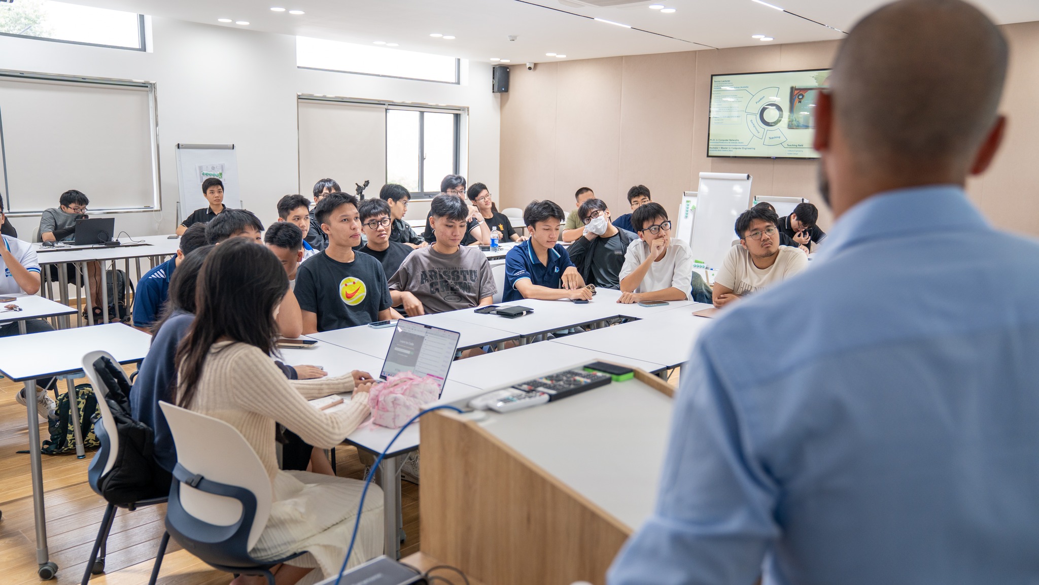 700 chương trình đào tạo ĐH đạt chuẩn quốc tế, trường nào nhiều nhất? - Ảnh 1.