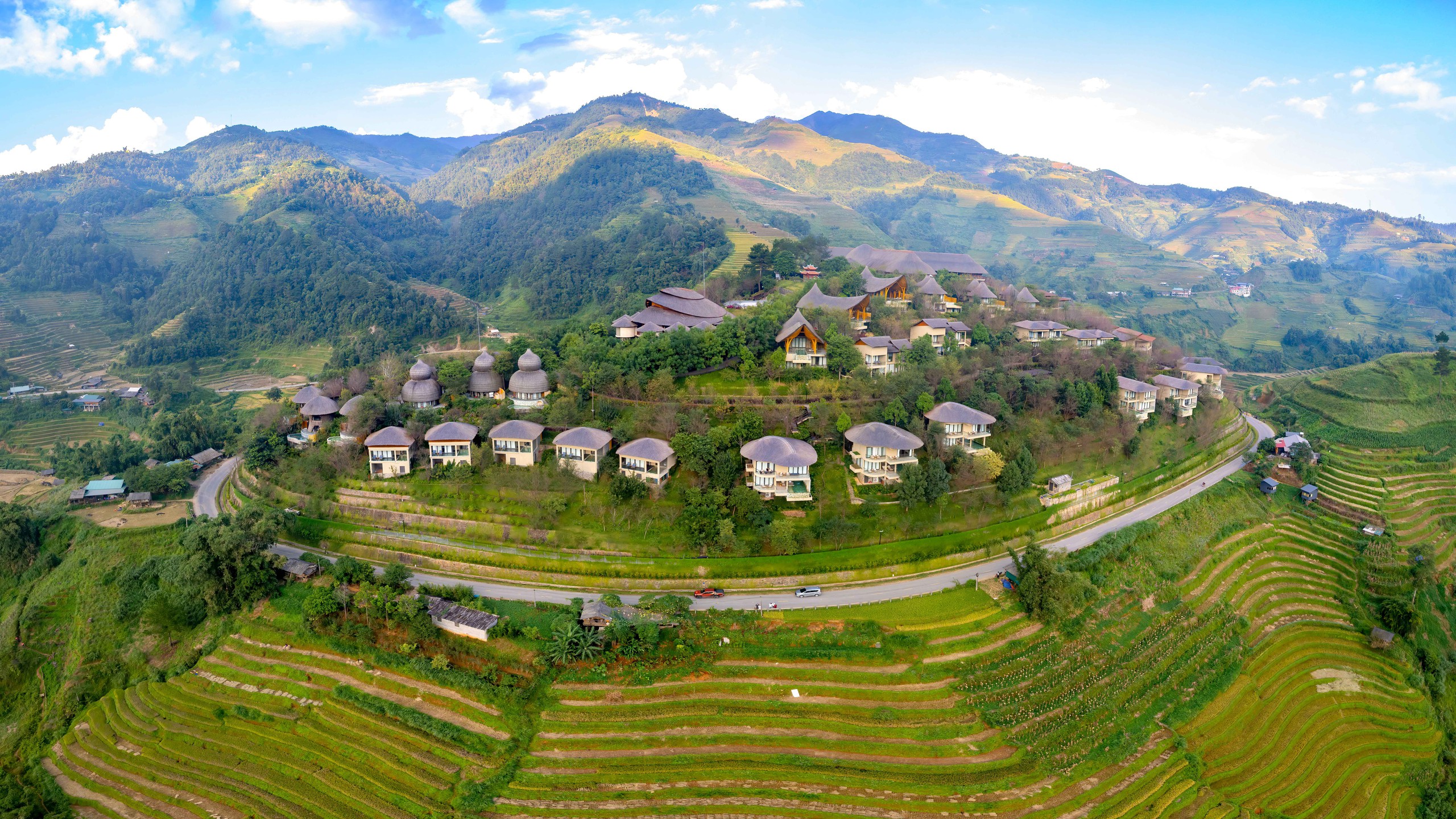 Đẹp nao lòng bức tranh mùa lúa chín ở Mù Cang Chải- Ảnh 3. Đẹp nao lòng bức tranh mùa lúa chín ở Mù Cang Chải- Ảnh 3.