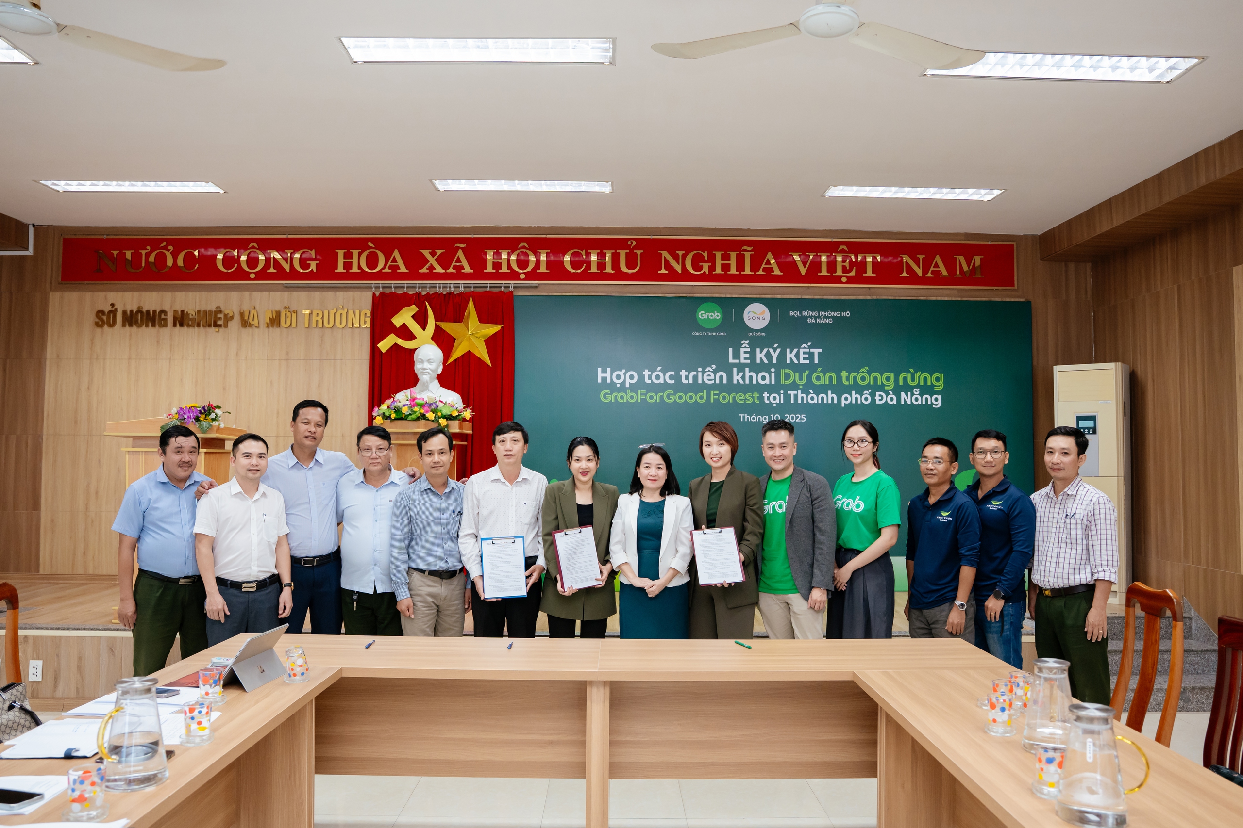Grab khởi động Chương trình Vững - Xanh nhằm thúc đẩy chuyển đổi xanh và bảo vệ môi trường- Ảnh 1. Grab khởi động Chương trình Vững - Xanh nhằm thúc đẩy chuyển đổi xanh và bảo vệ môi trường- Ảnh 1.