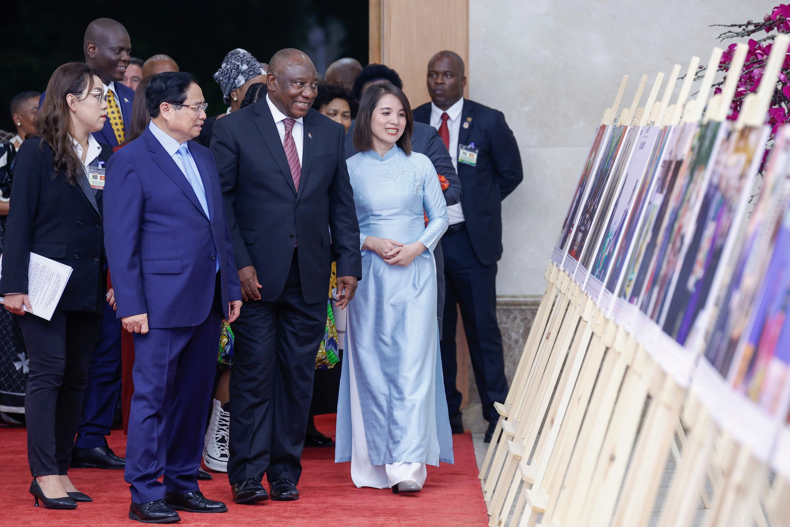 Segera tingkatkan hubungan Vietnam - Afrika Selatan - Foto 4. Sớm nâng cấp quan hệ Việt Nam - Nam Phi- Ảnh 4.
