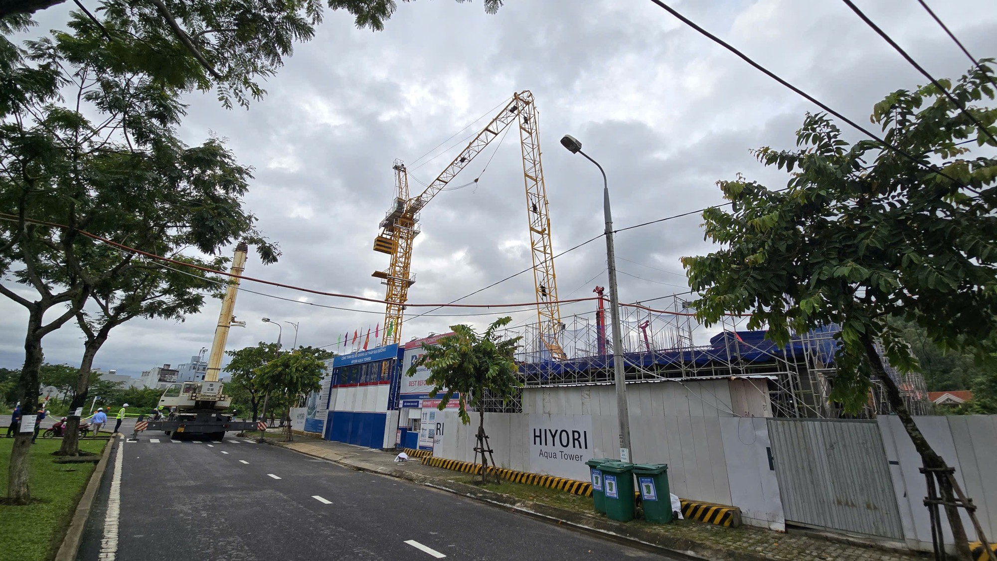 Đà Nẵng: Vụ gãy cần cẩu tại công trình chung cư, một công nhân tử vong- Ảnh 1.