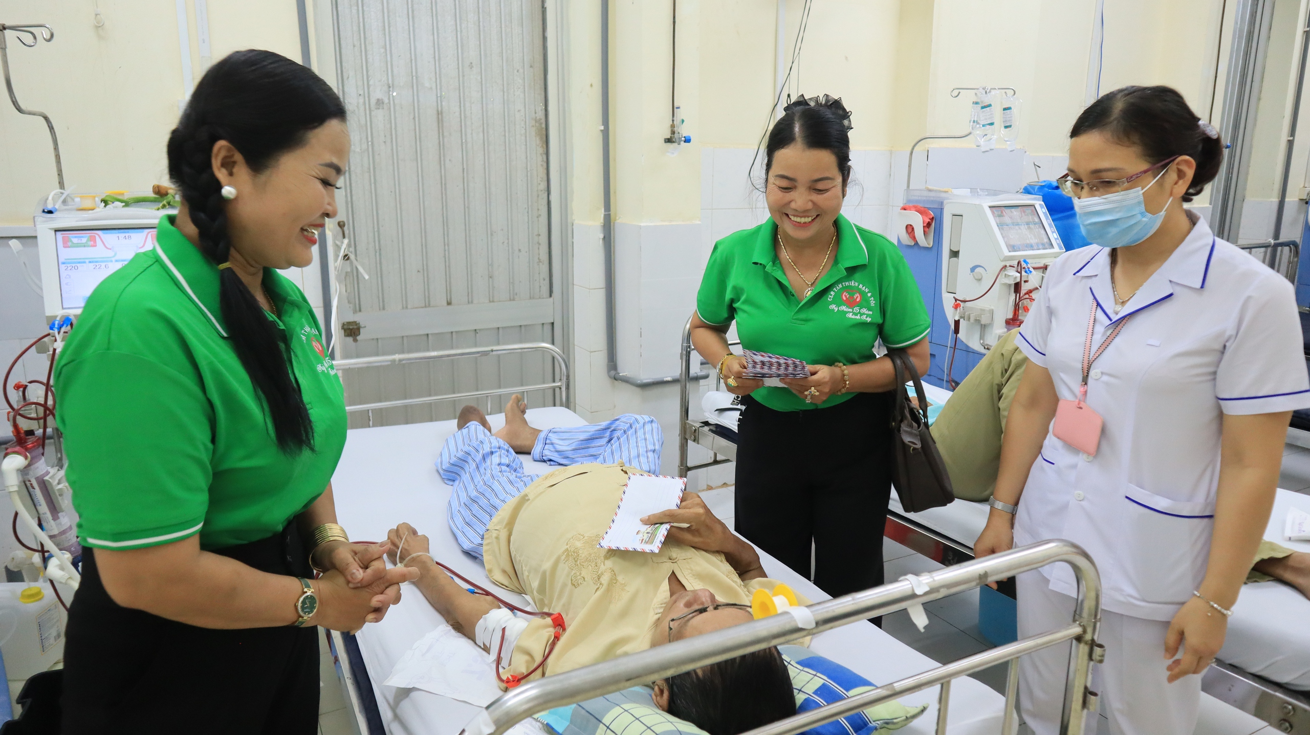 Chung dòng máu Lạc Hồng: Bếp cơm 0 đồng 24 năm giúp bệnh nhân nghèo - Ảnh 5.