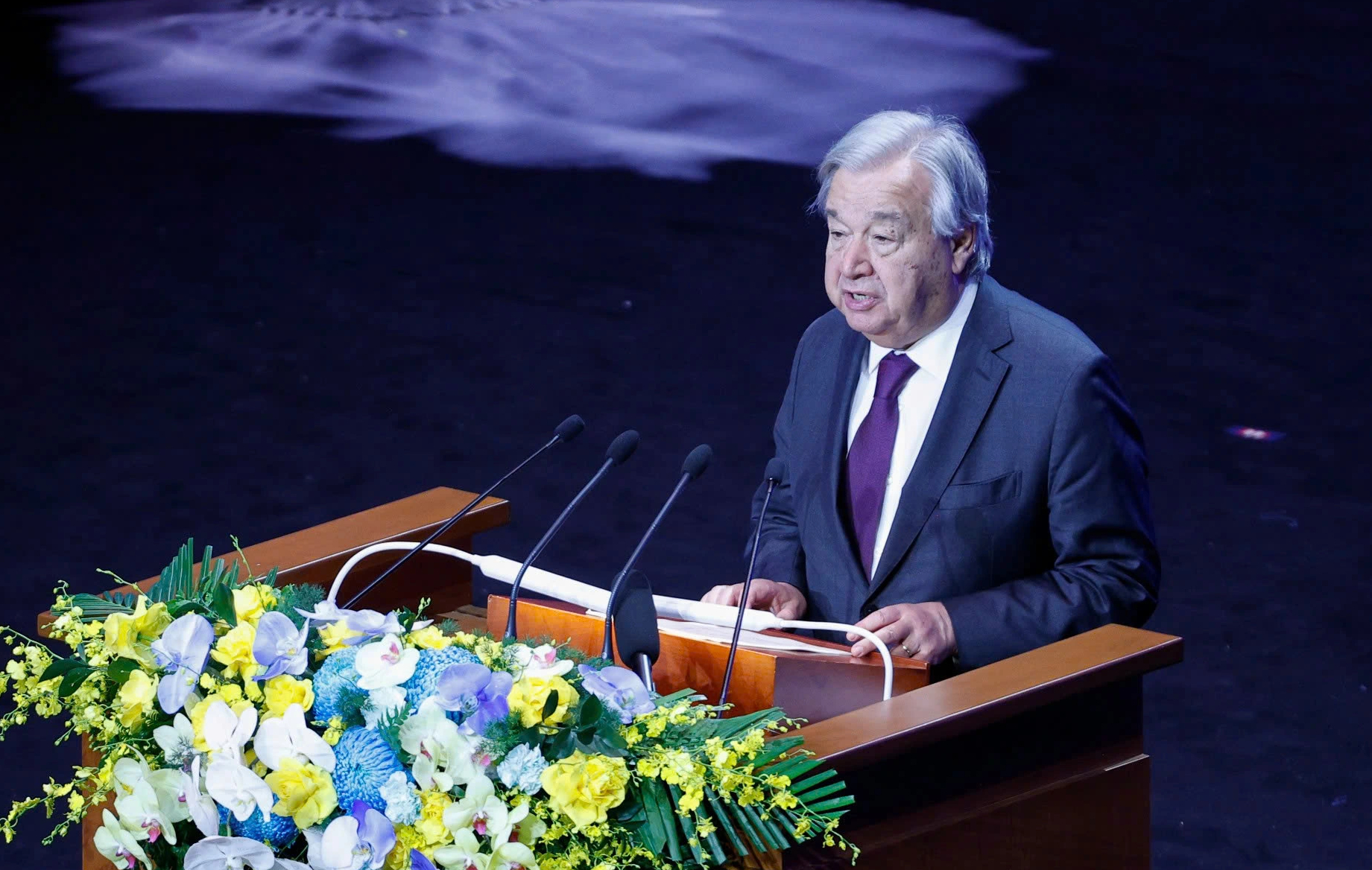 Chủ tịch nước Lương Cường đón các trưởng đoàn tại lễ ký Công ước Hà Nội - Ảnh 10.