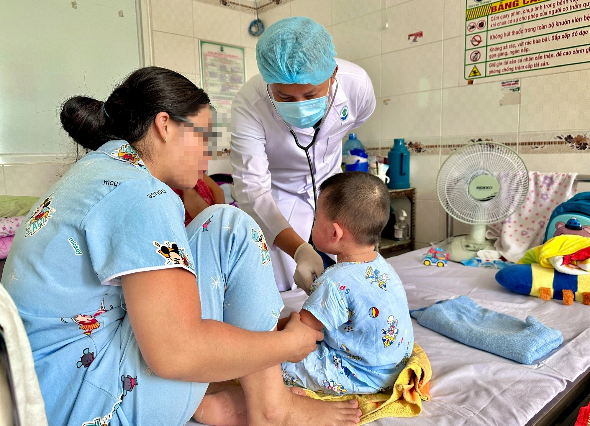 Sốt xuất huyết Dengue nặng gia tăng tại ĐBSCL , Cần có biện pháp khẩn cấp ngay - Ảnh 1. Sốt xuất huyết Dengue nặng gia tăng tại ĐBSCL , Cần có biện pháp khẩn cấp ngay - Ảnh 1.