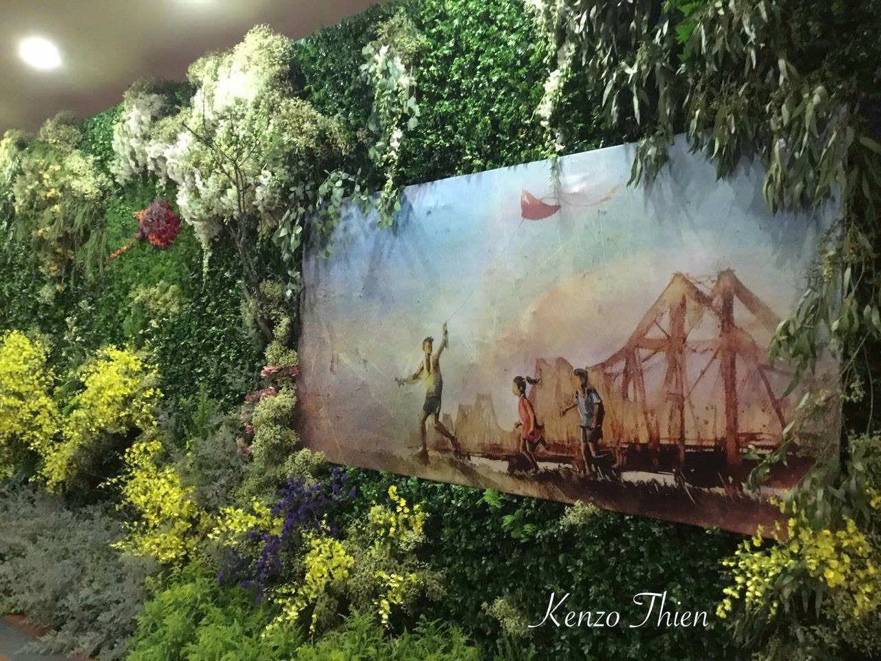 Kenzo Thiện – nghệ nhân cắm hoa tài hoa với giác quan thứ sáu độc đáo - Ảnh 6. Kenzo Thiện – nghệ nhân cắm hoa tài hoa với giác quan thứ sáu độc đáo - Ảnh 6.