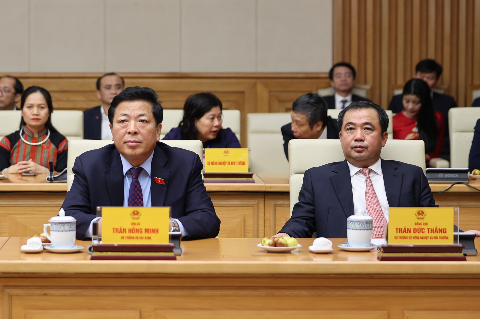 Thủ tướng giao nhiệm vụ cho 2 tân Phó thủ tướng và 3 Bộ trưởng - Ảnh 2.